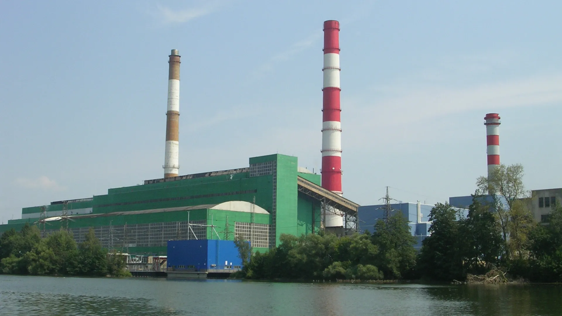 
                    Ucrânia ataca estratégica central elétrica moscovita de Shatura
                