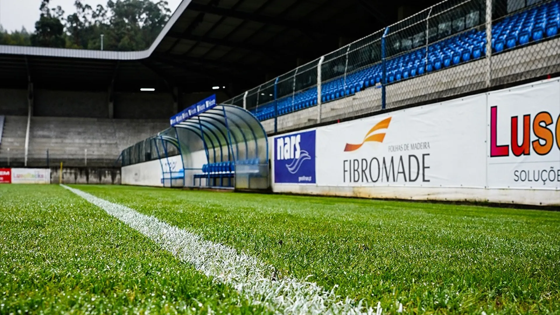 
                    EM DIRETO: Lusitânia de Lourosa-Torreense abre o dia na Taça de Portugal
                
