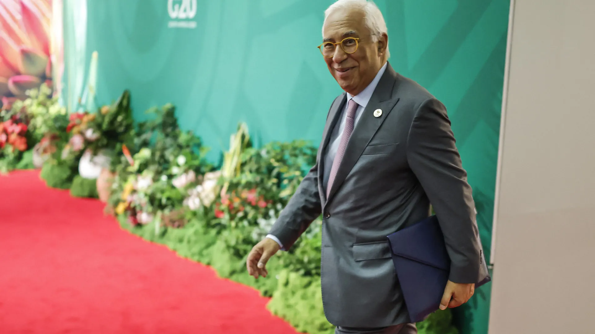 
                    Usar restrições à exportação como 