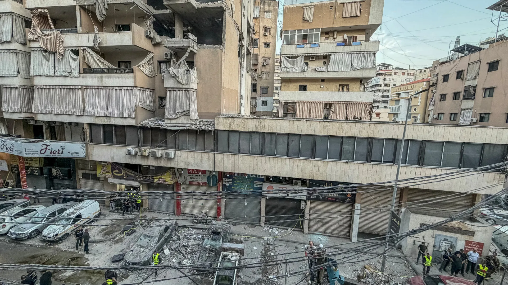 
                    Ataque de Israel perto de Beirute visou um dos líderes, diz Hezbollah
                