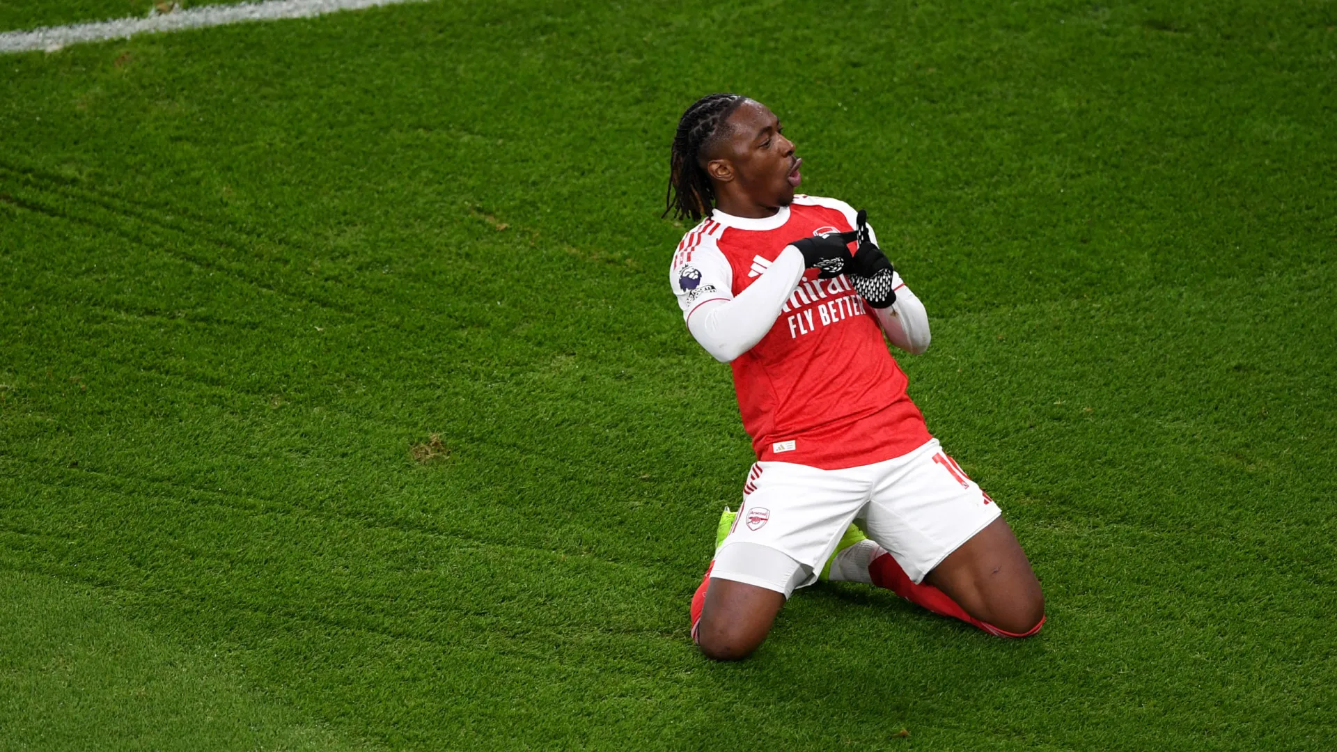 
                    EM DIRETO: Arsenal vai impondo a sua lei diante do Tottenham, de Palhinha
                