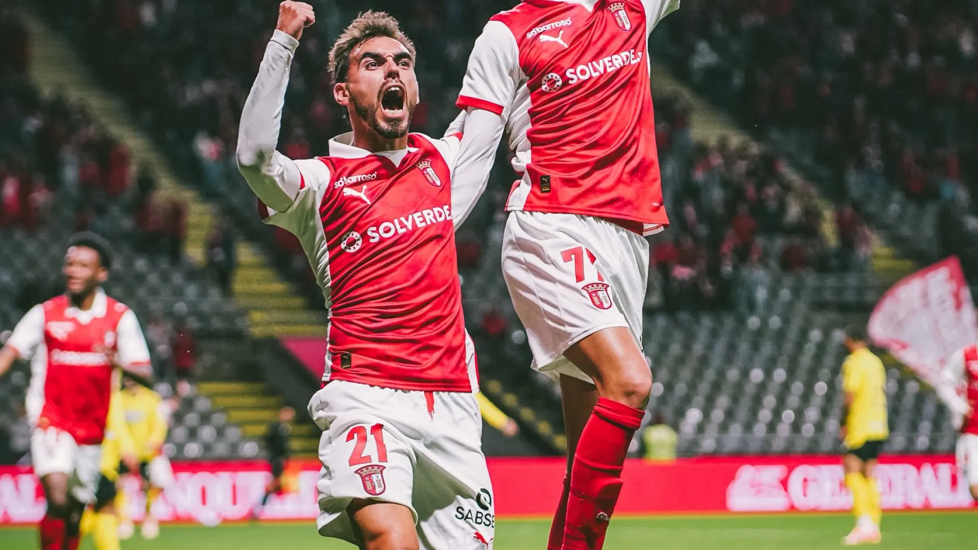 
                    EM DIRETO: Tondela-Caldas e Sp. Braga-Nacional fecham eliminatória
                