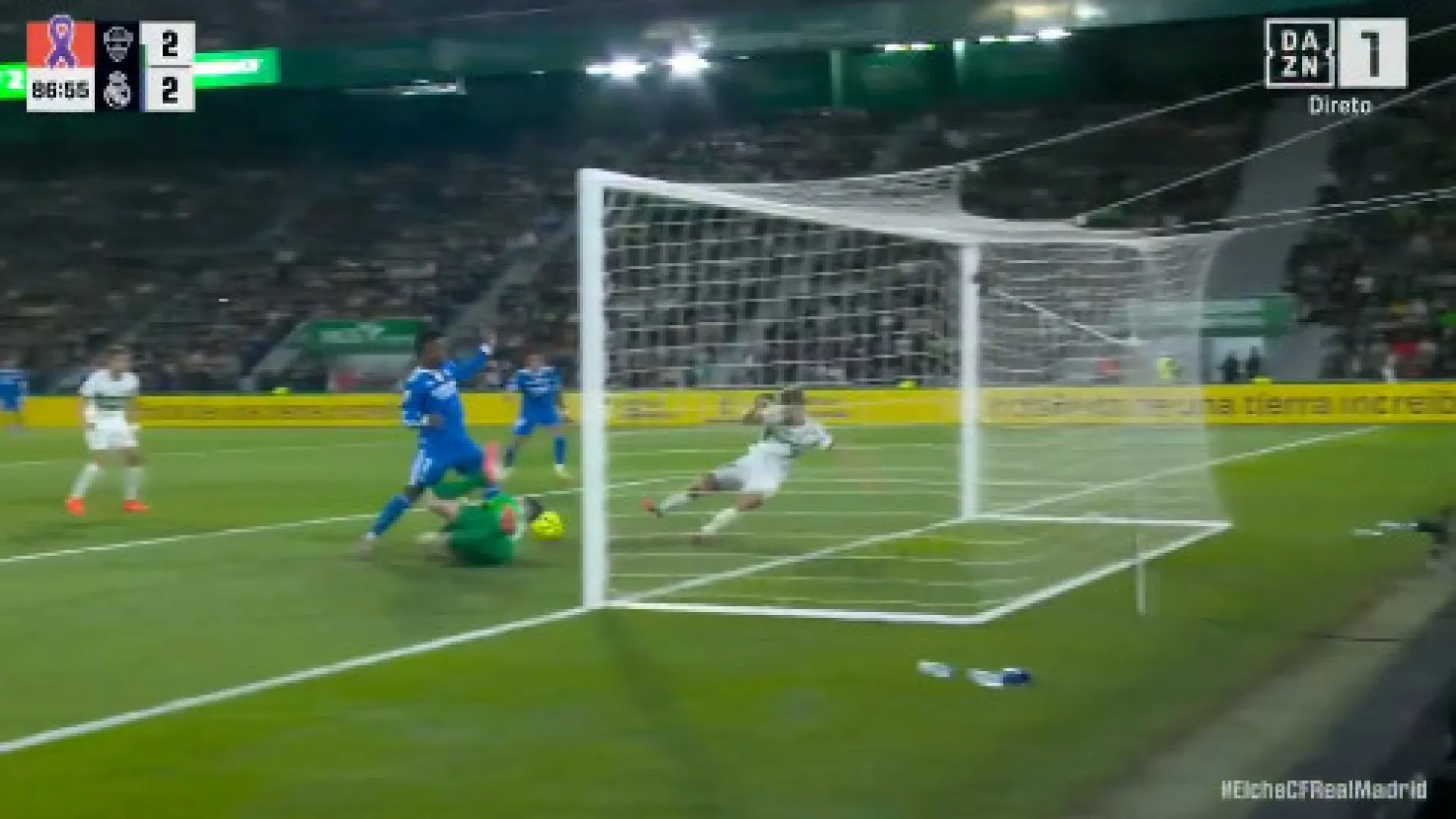 
                    Golo do Real Madrid faz 'estourar' a polémica: 