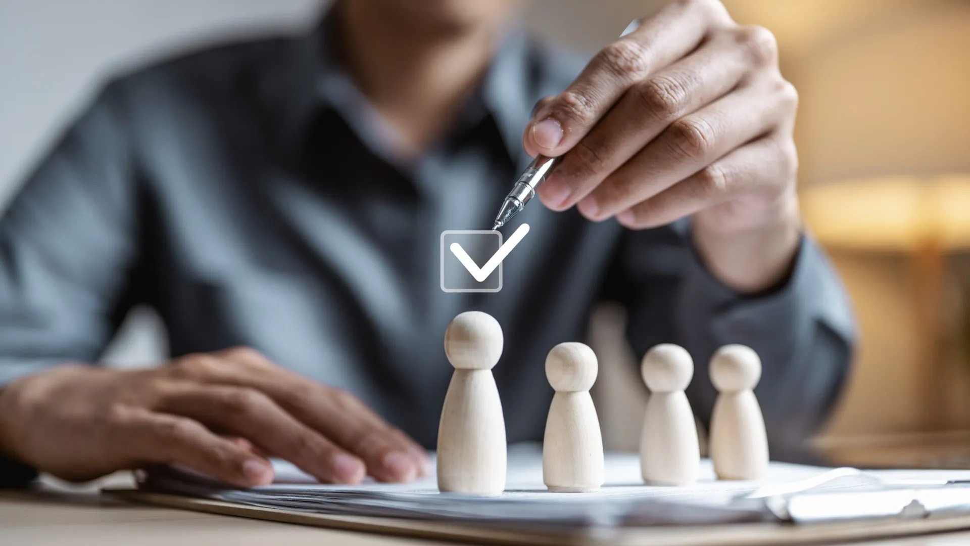 
                    Resorts de luxo norte-americanos vêm recrutar ao Estoril. Eis o plano
                