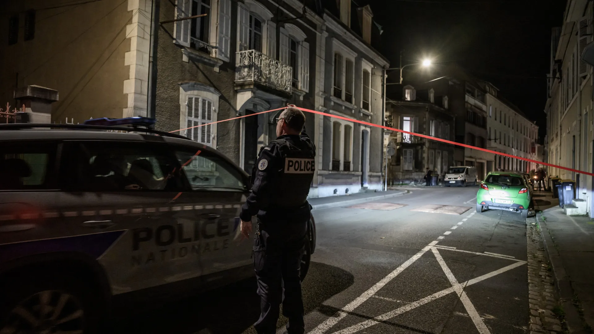 
                    Desaparecido durante 6 meses em França é encontrado... debaixo da cama 
                