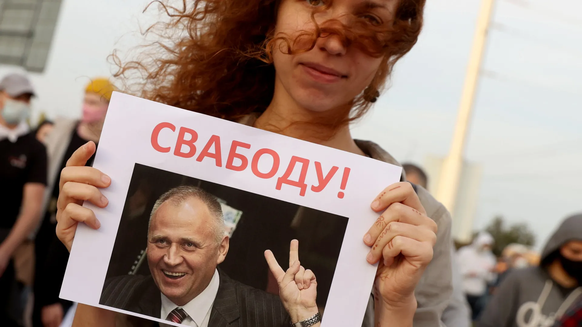 
                    Opositor bielorrusso Statkevitch de volta à prisão após recusar exílio
                