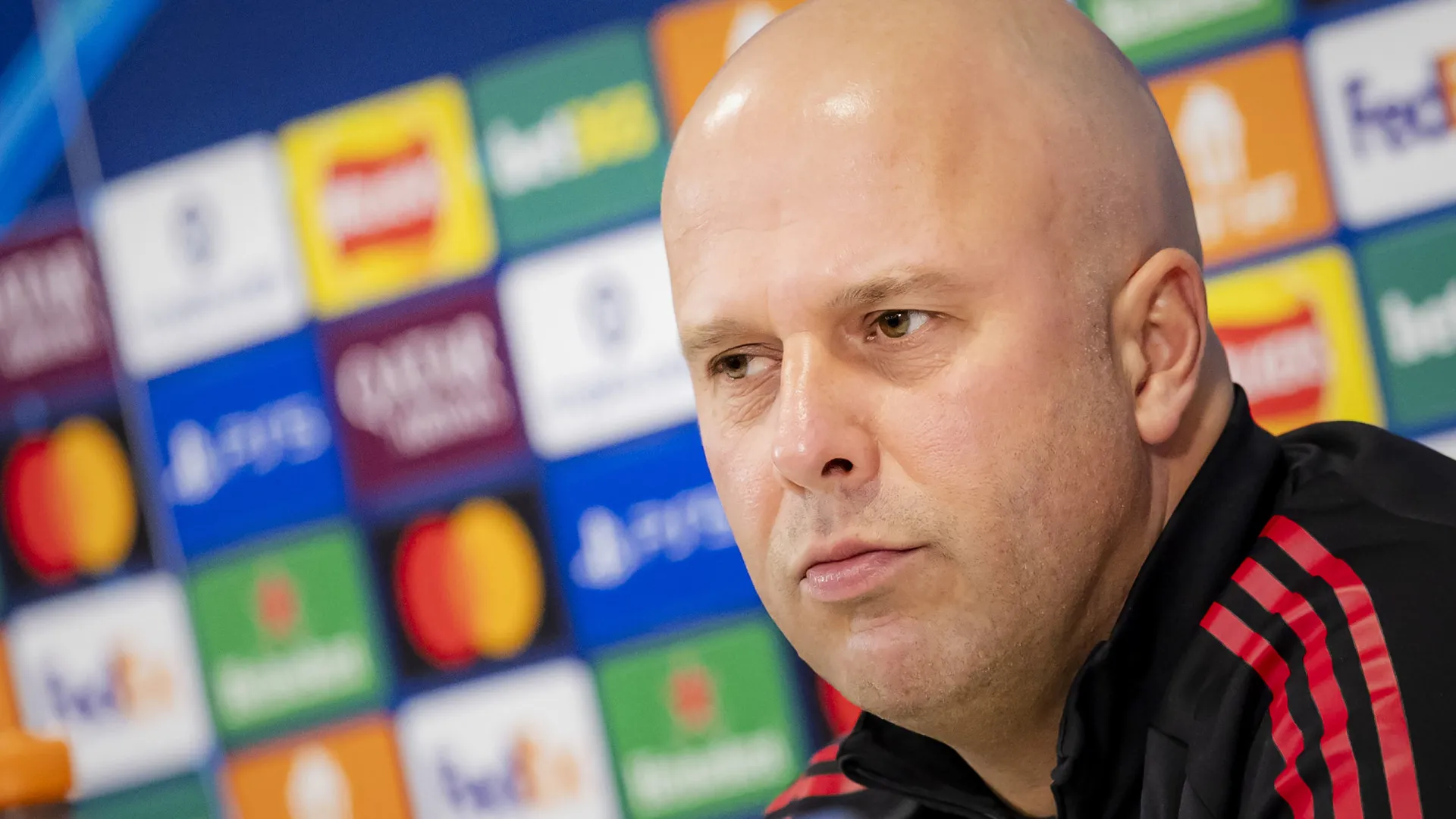 
                    Slot revela solução para crise do Liverpool: 