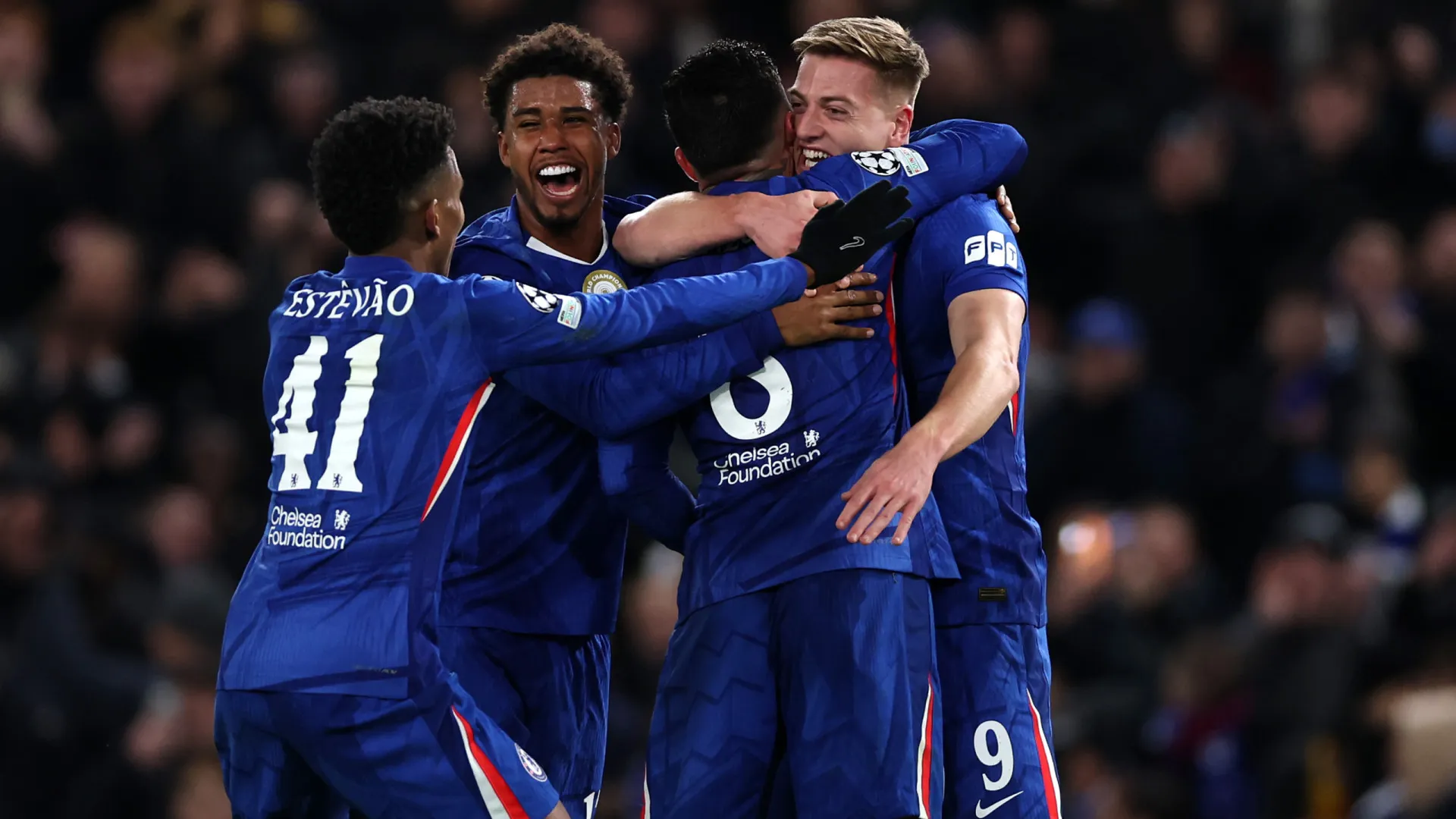 
                    'Vilão' Araújo ajuda Chelsea a 'despedaçar' Lamine Yamal e companhia
                