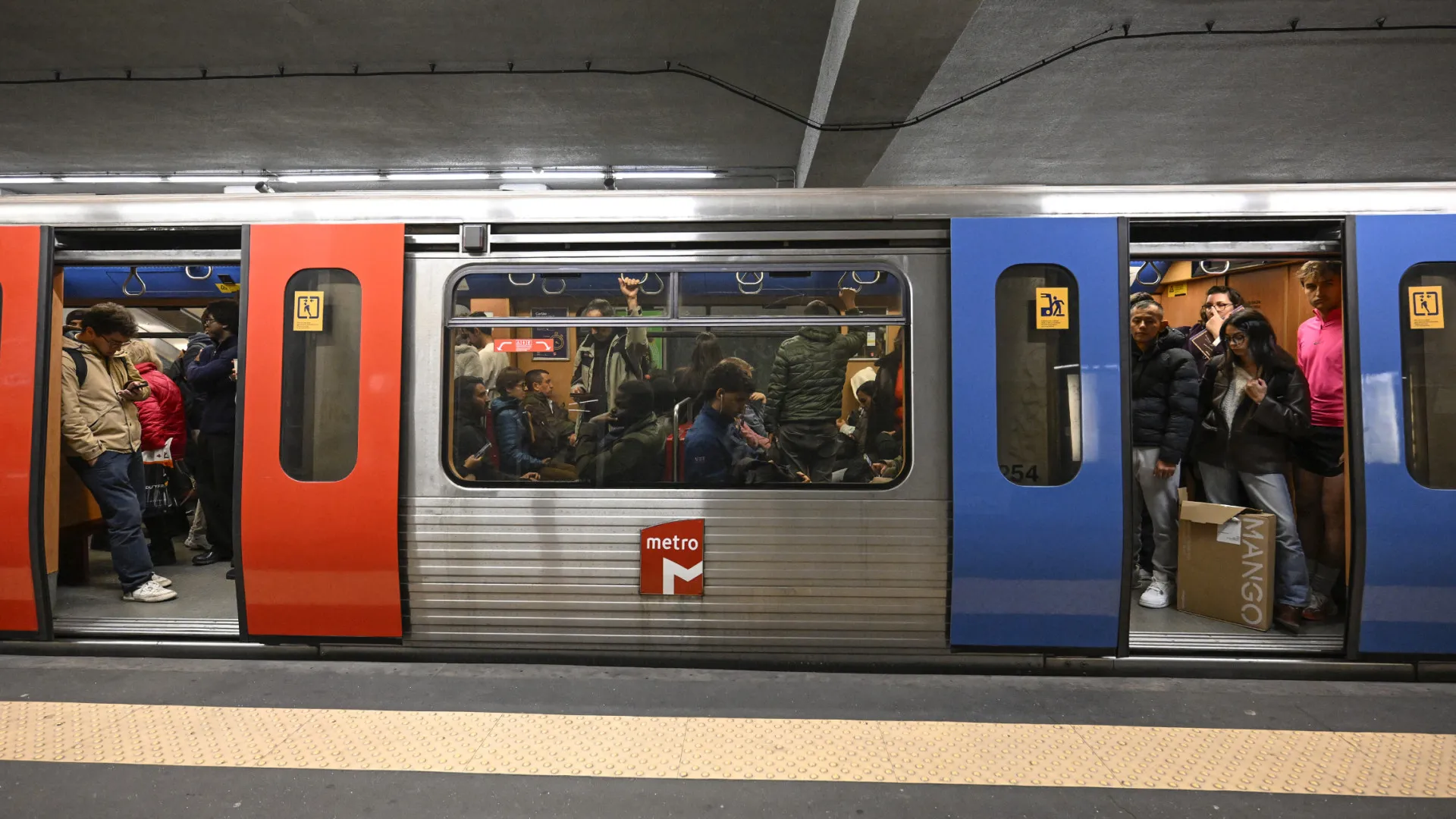 
                    Restabelecida circulação na linha Verde do metro de Lisboa
                