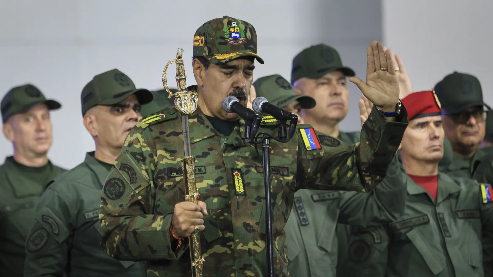 
                    Maduro acusa EUA de fabricarem 