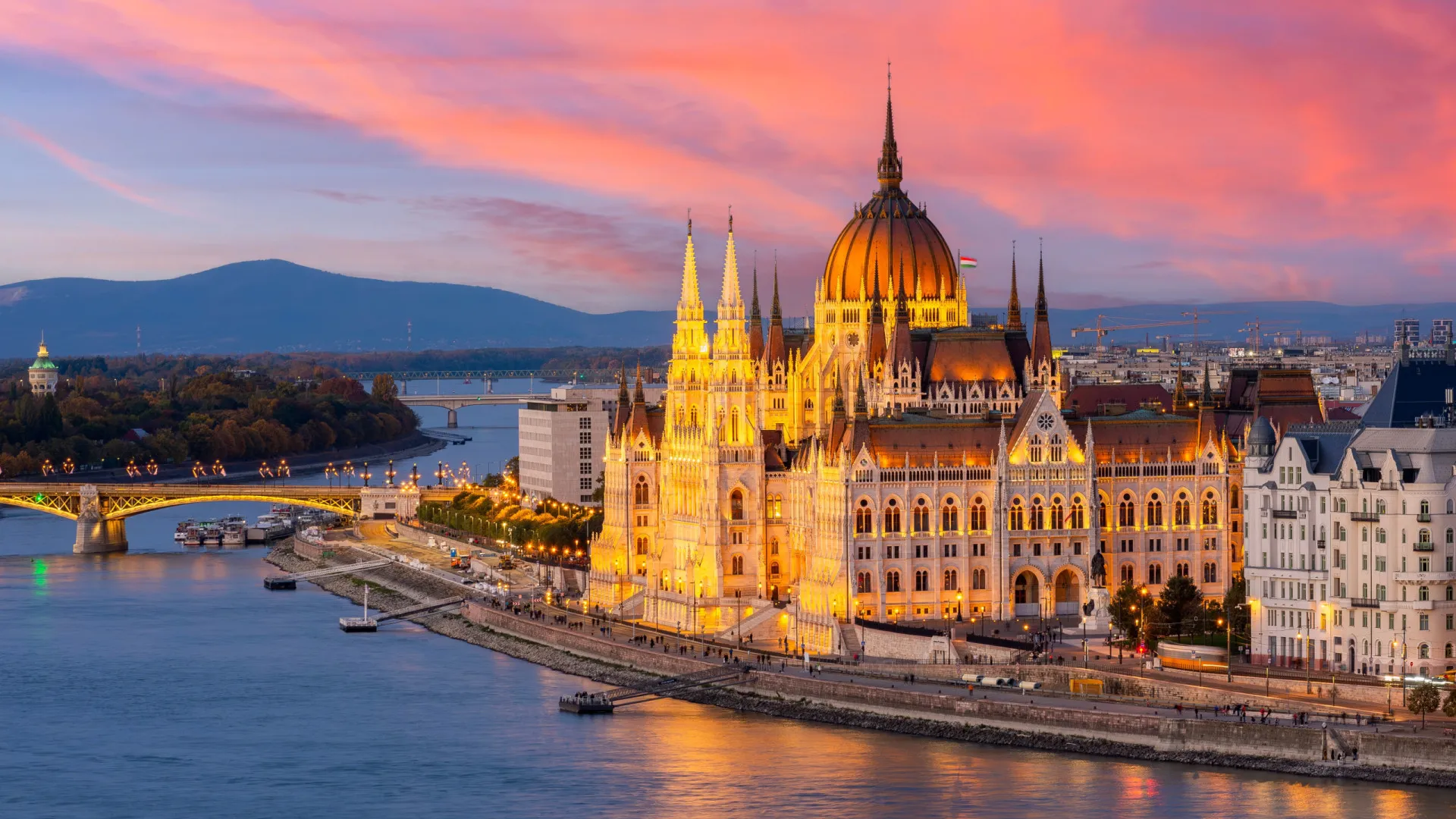 
                    Chef alentejano conquista estrela Michelin com sabores portugueses e húngaros
                