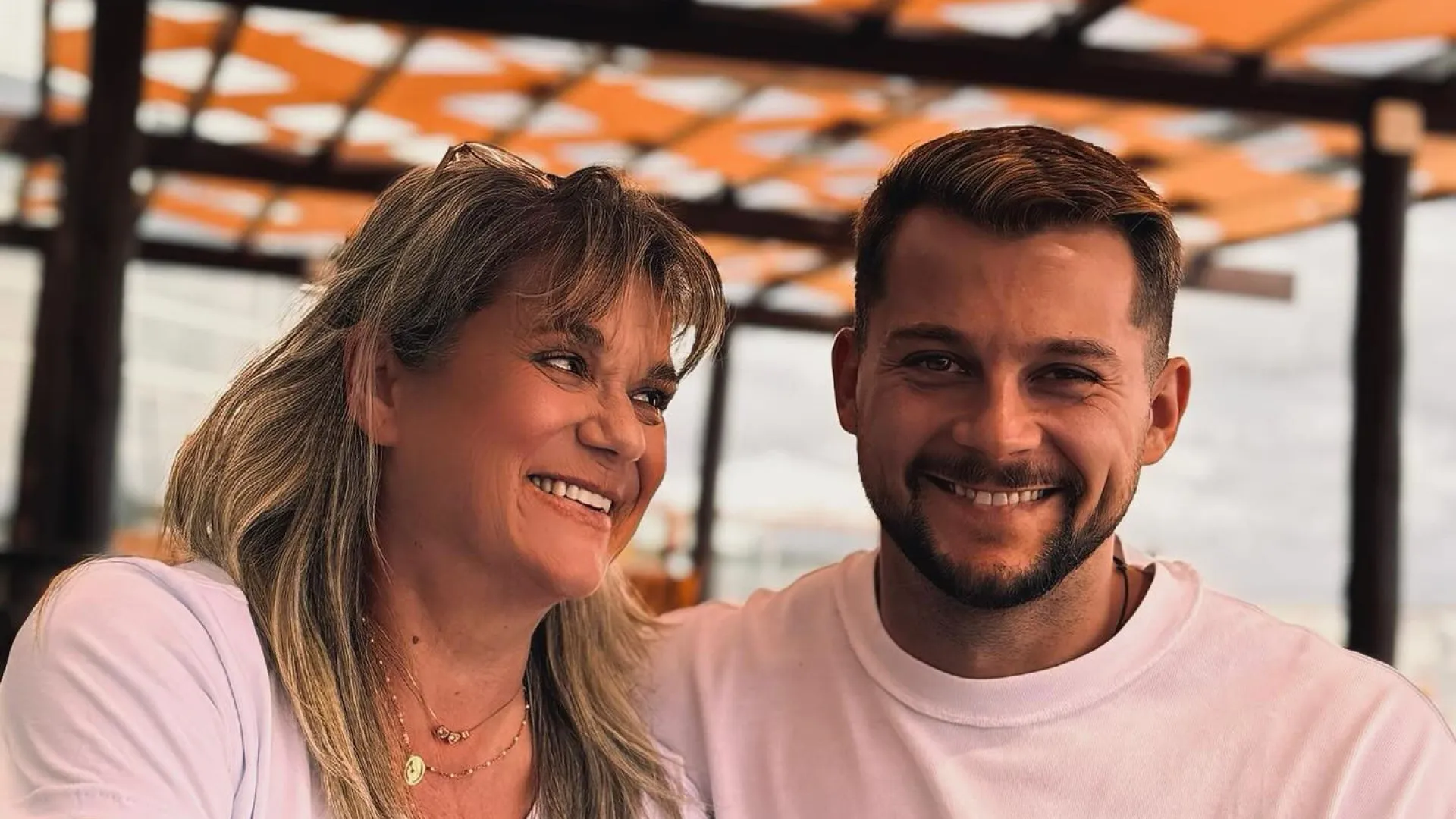 
                    Negócios dos pais de Dylan estão a sofrer ataques dos fãs do Secret Story
                