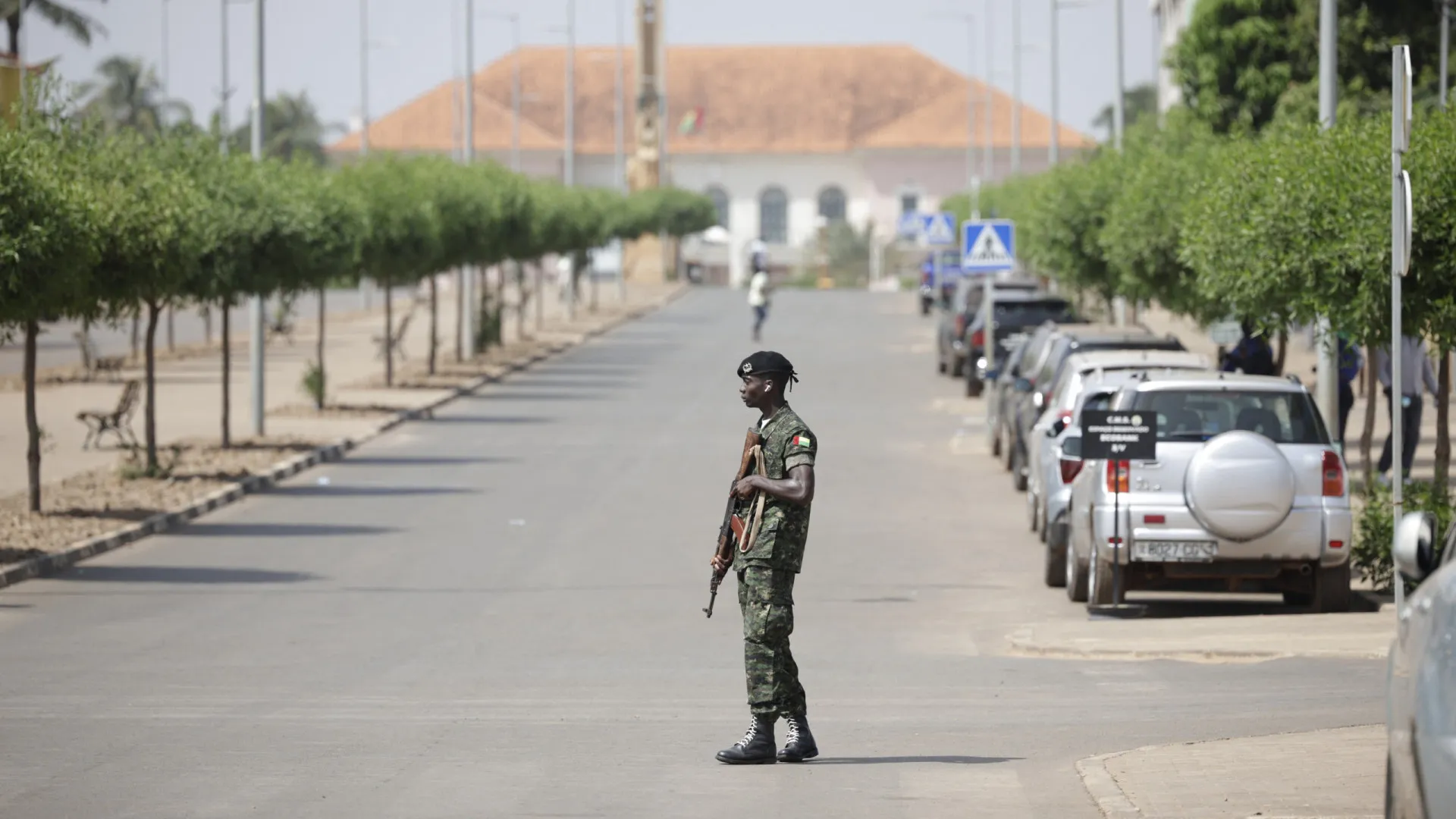 
                    União Africana suspende 