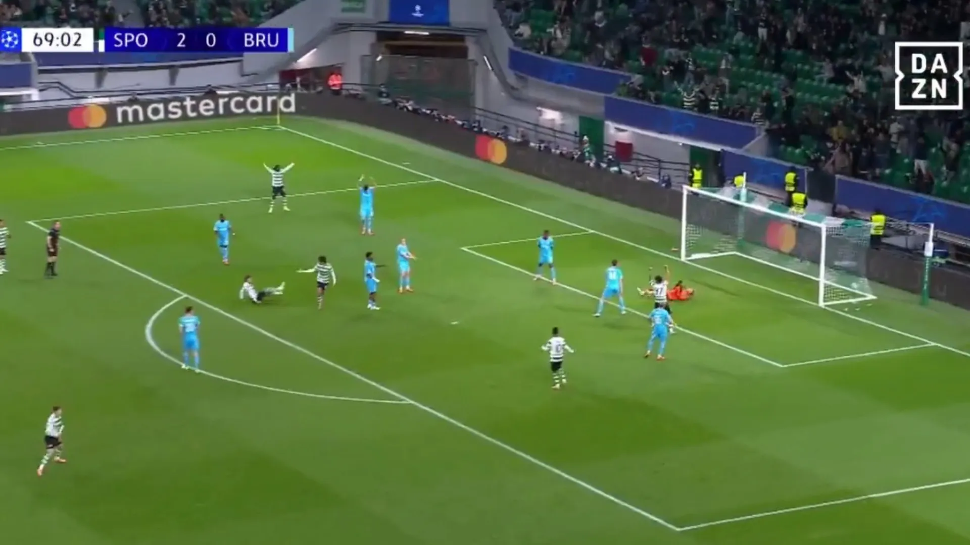 
                    Um, dois, três. Foi assim que o Sporting ganhou na Champions... outra vez
                