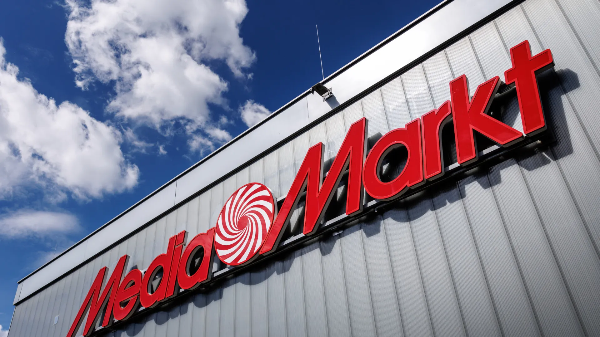 
                    iPads a 15€? MediaMarkt faz promoção por engano e toma decisão polémica
                