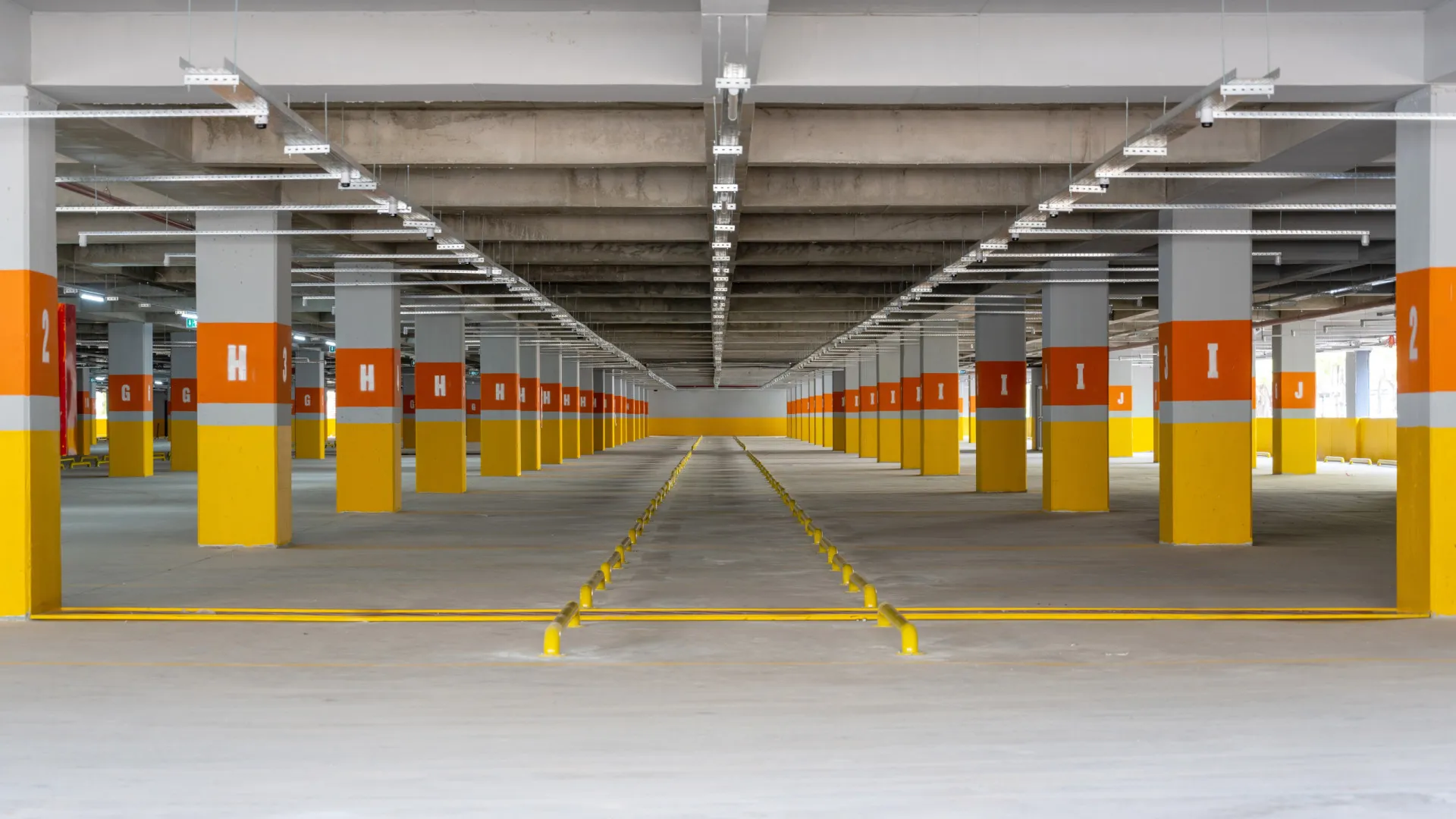 
                    Mais 325 lugares de estacionamento. Centro de Vila Real com novo parque
                