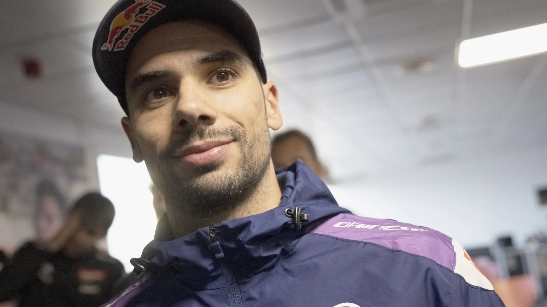 
                    Miguel Oliveira Team entra no novo Campeonato Mundial. Piloto é português
                