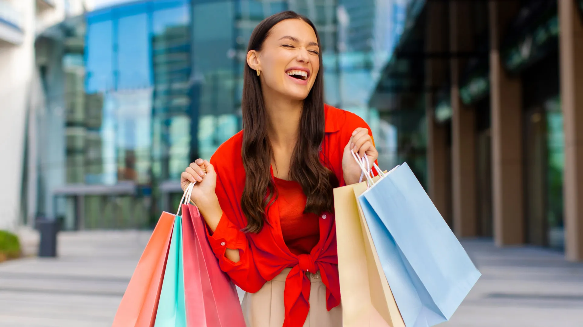 
                    Peritos em achados! Os signos com mais sorte para a Black Friday
                