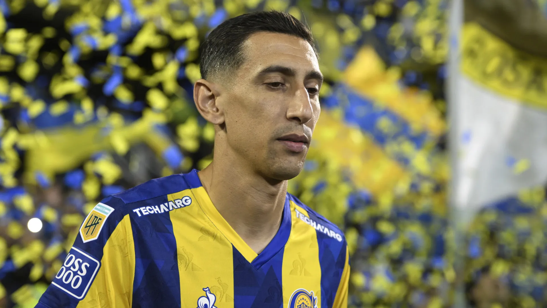 
                    Castigos e mais castigos. Gesto contra Di María vale sanções na Argentina
                