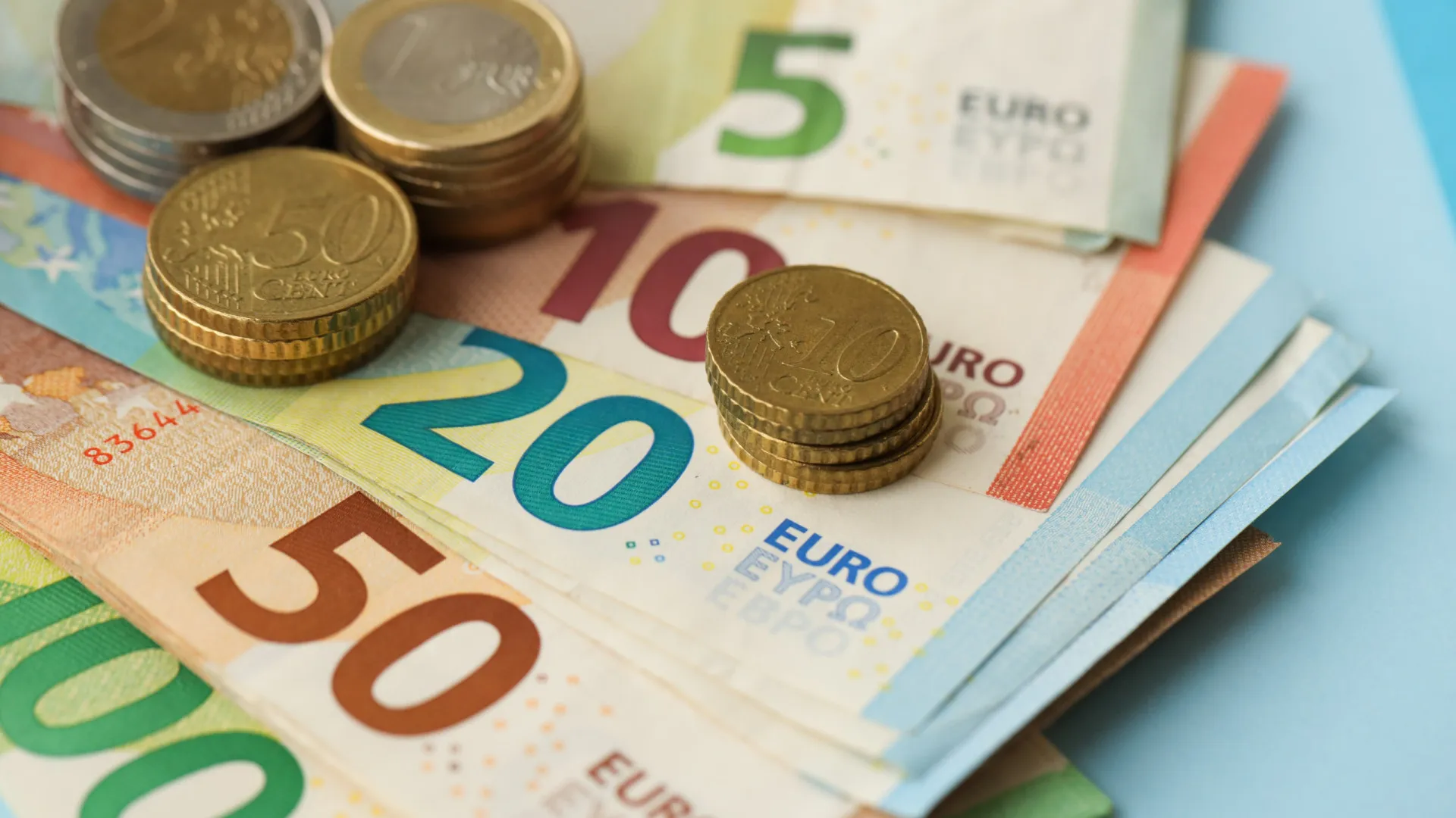 
                    Recebe subsídios ou pensões? Aqui estão as datas de pagamento de dezembro
                