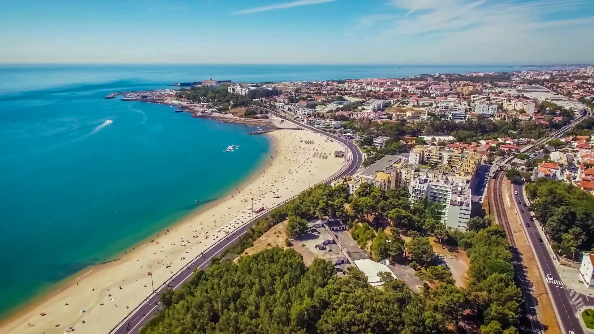 
                    Oeiras aumenta IMI para a taxa máxima. Oposição contesta
                