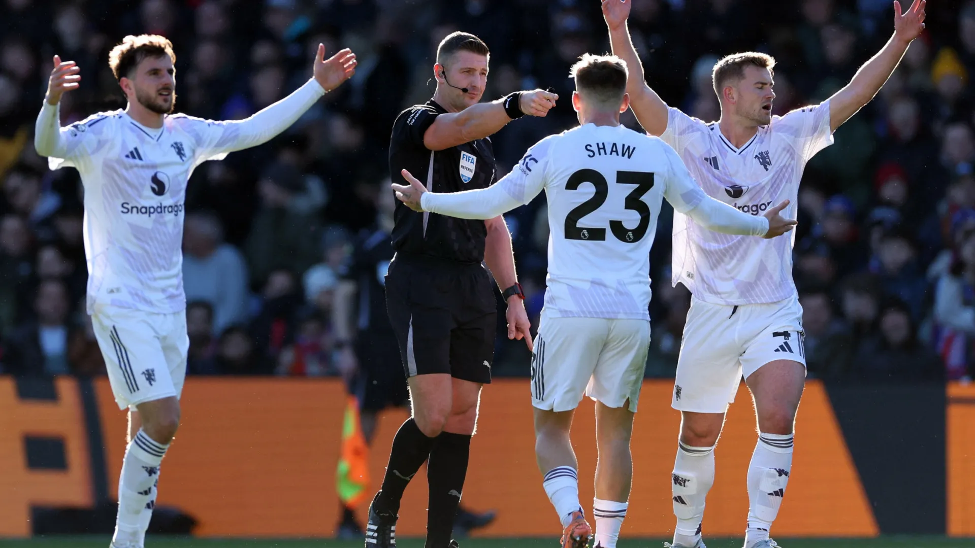 
                    EM DIRETO: Penálti (repetido) deixa Amorim em apuros
                