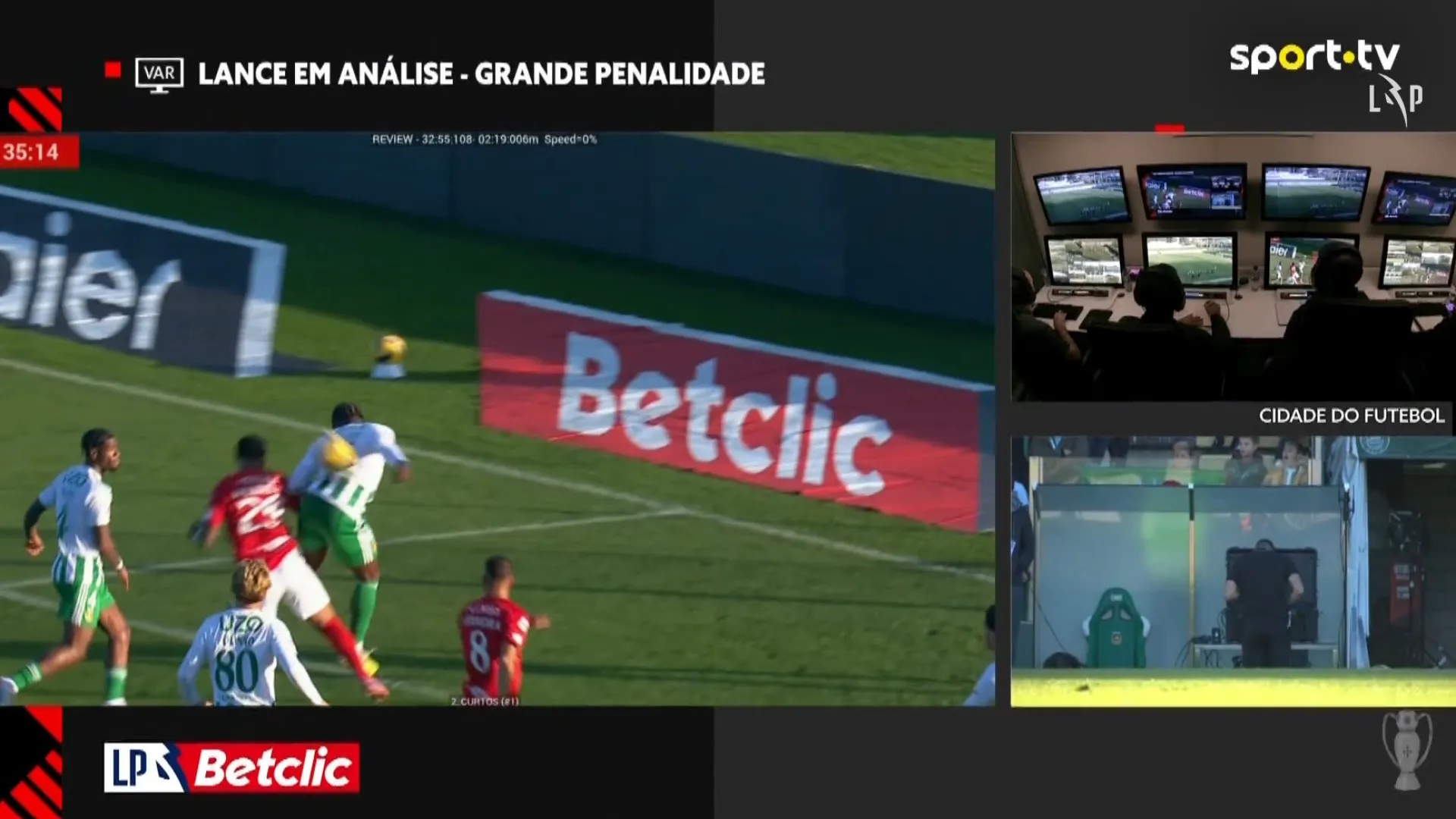 
                    Vai dar que falar. Santa Clara empatou em Vila do Conde… com este penálti
                