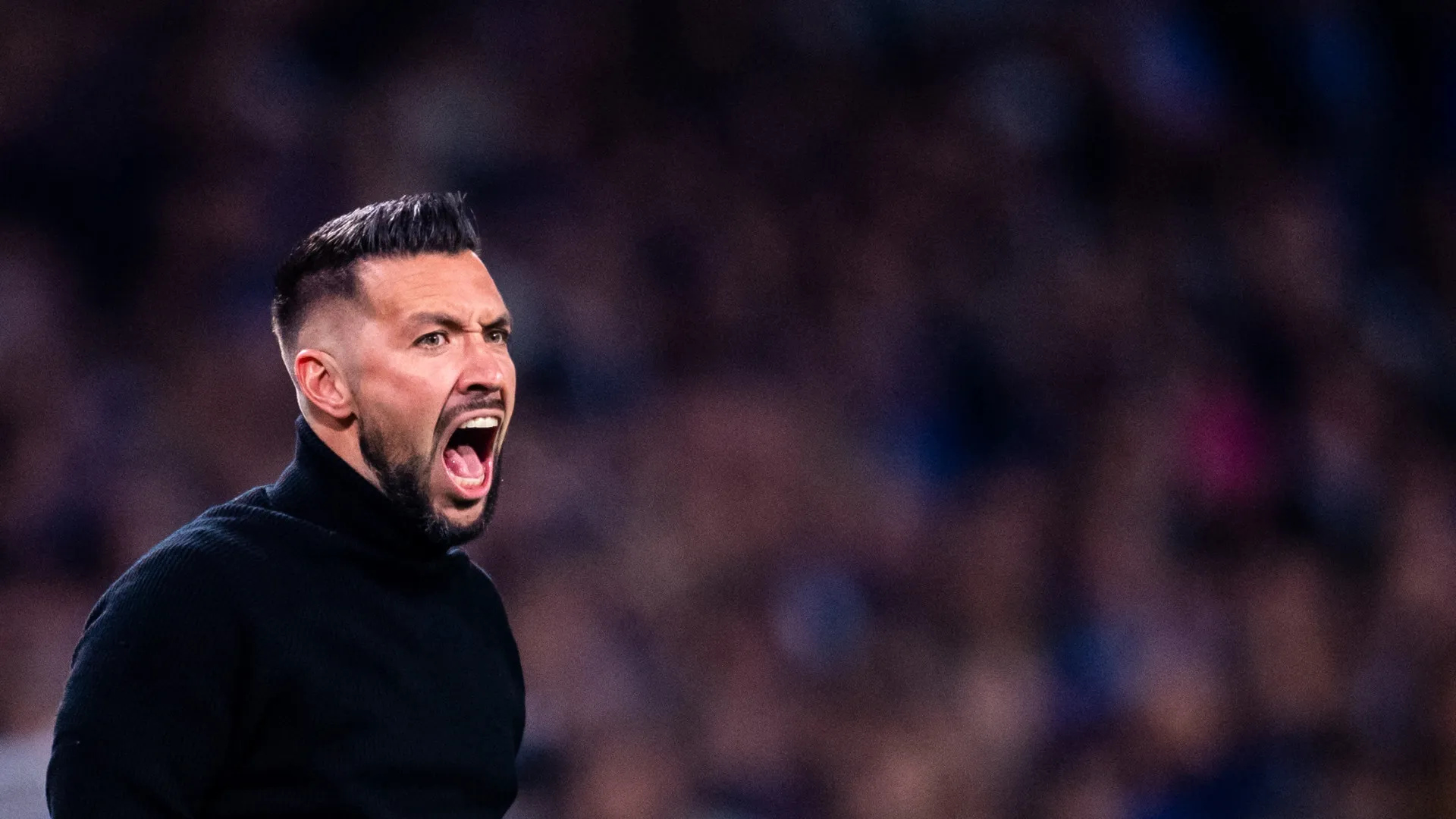 
                    Farioli não escondeu o nervosismo. As imagens do FC Porto-Estoril
                