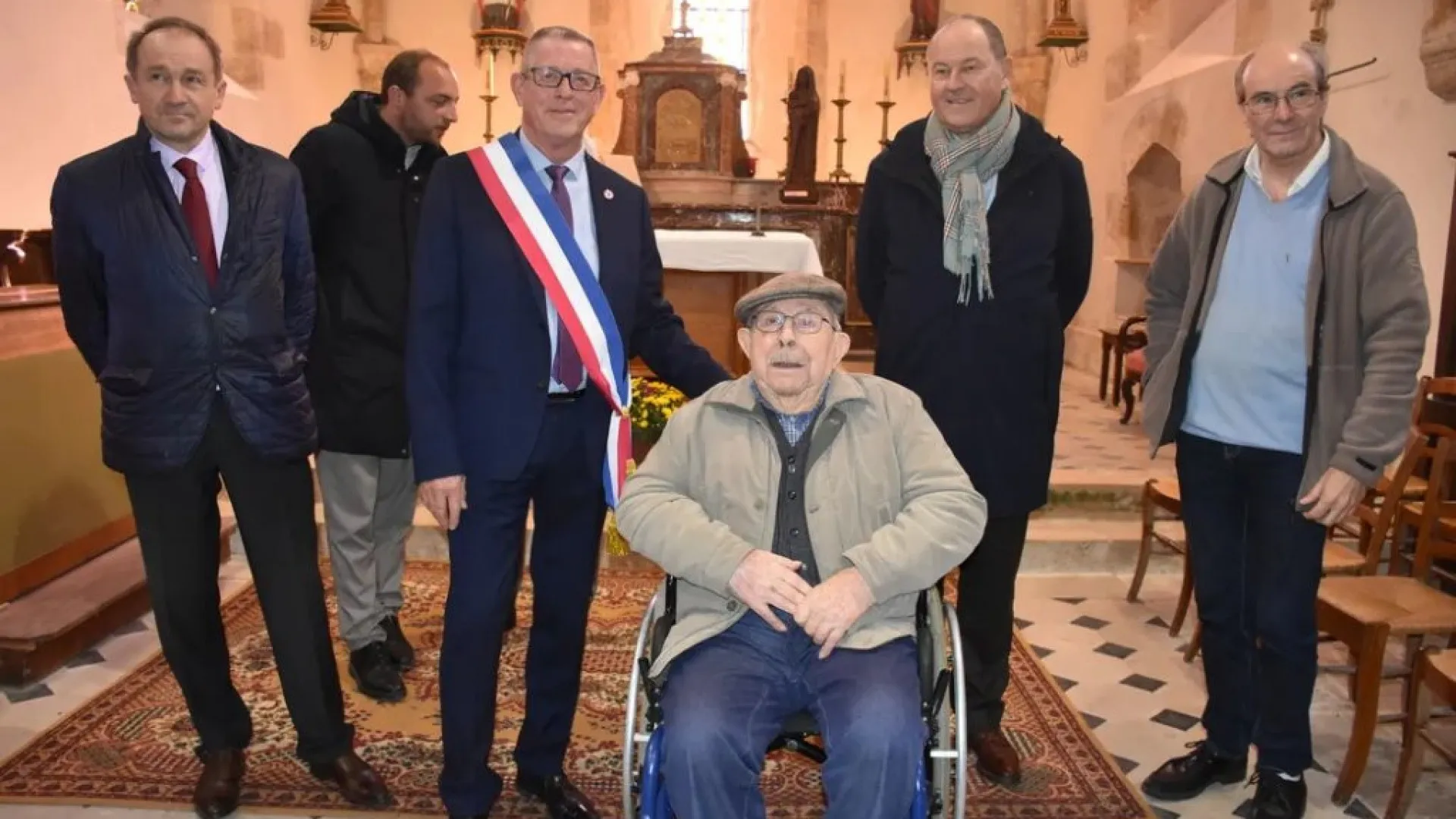 
                    Idoso herda herança milionária e o que fez com ela espantou a todos
                