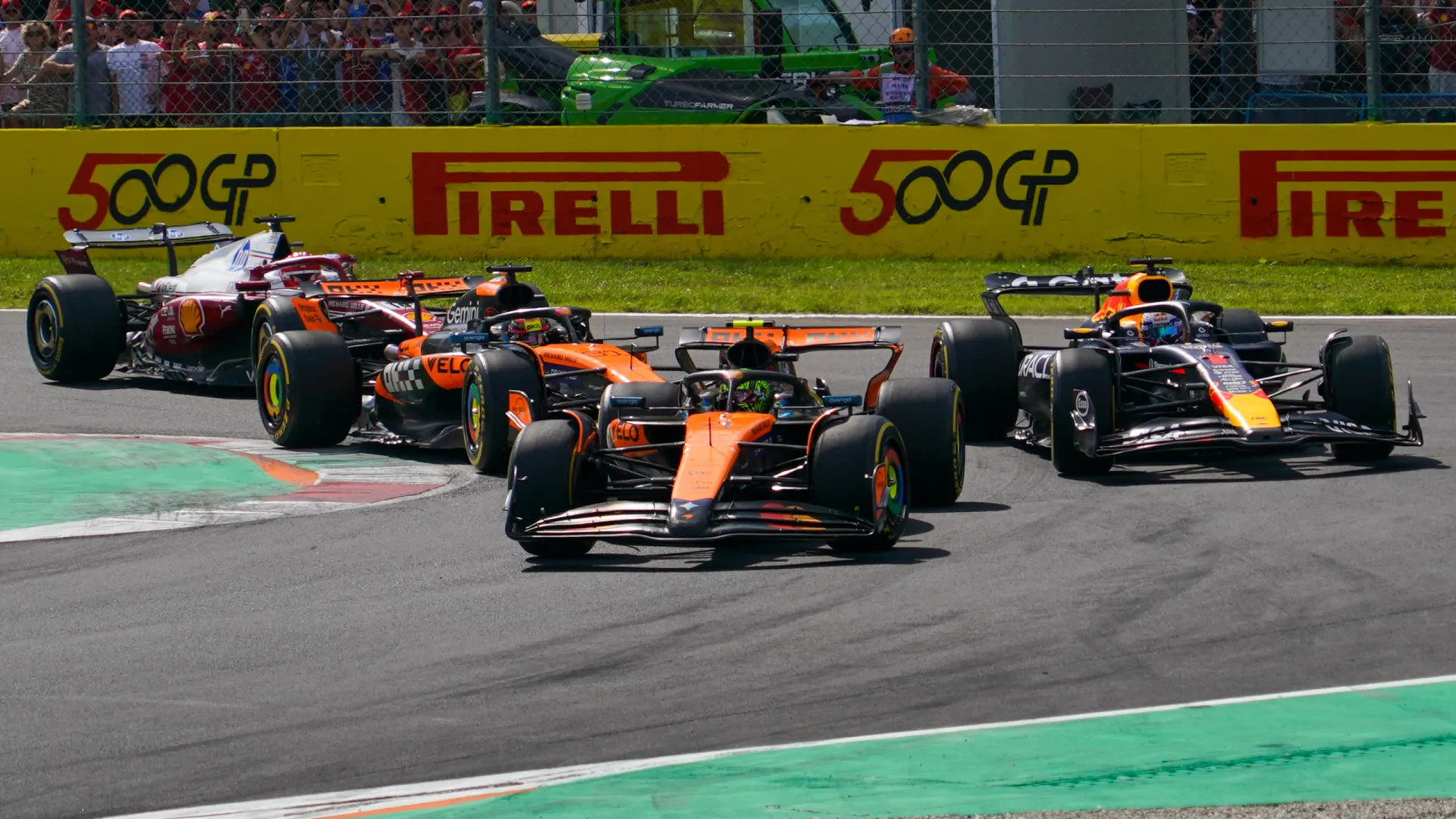 
                    Hora das decisões na F1: As contas da luta a três pelo título
                