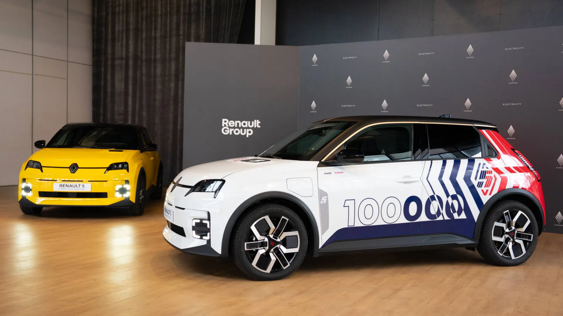 
                    Renault 5 E-Tech atinge as 100 mil unidades em 15 meses
                