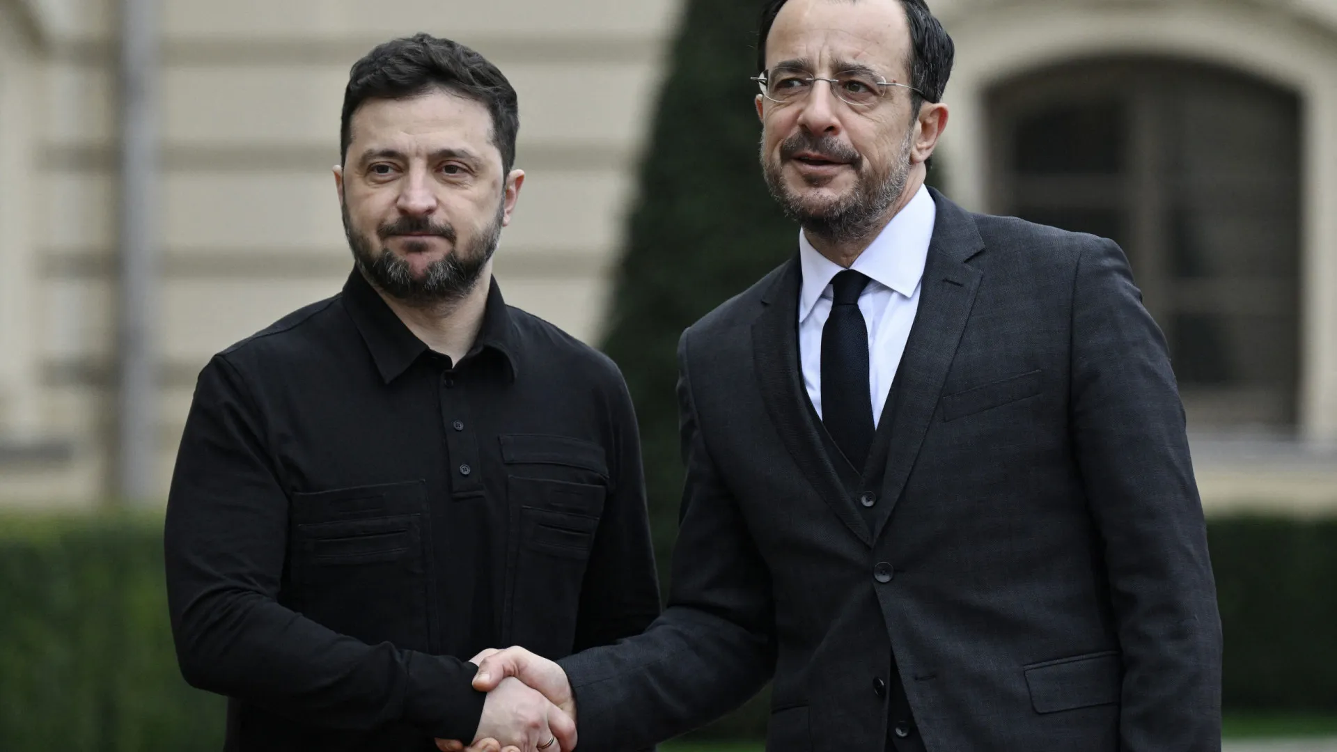 
                    Zelensky espera avançar no caminho para UE durante presidência cipriota
                