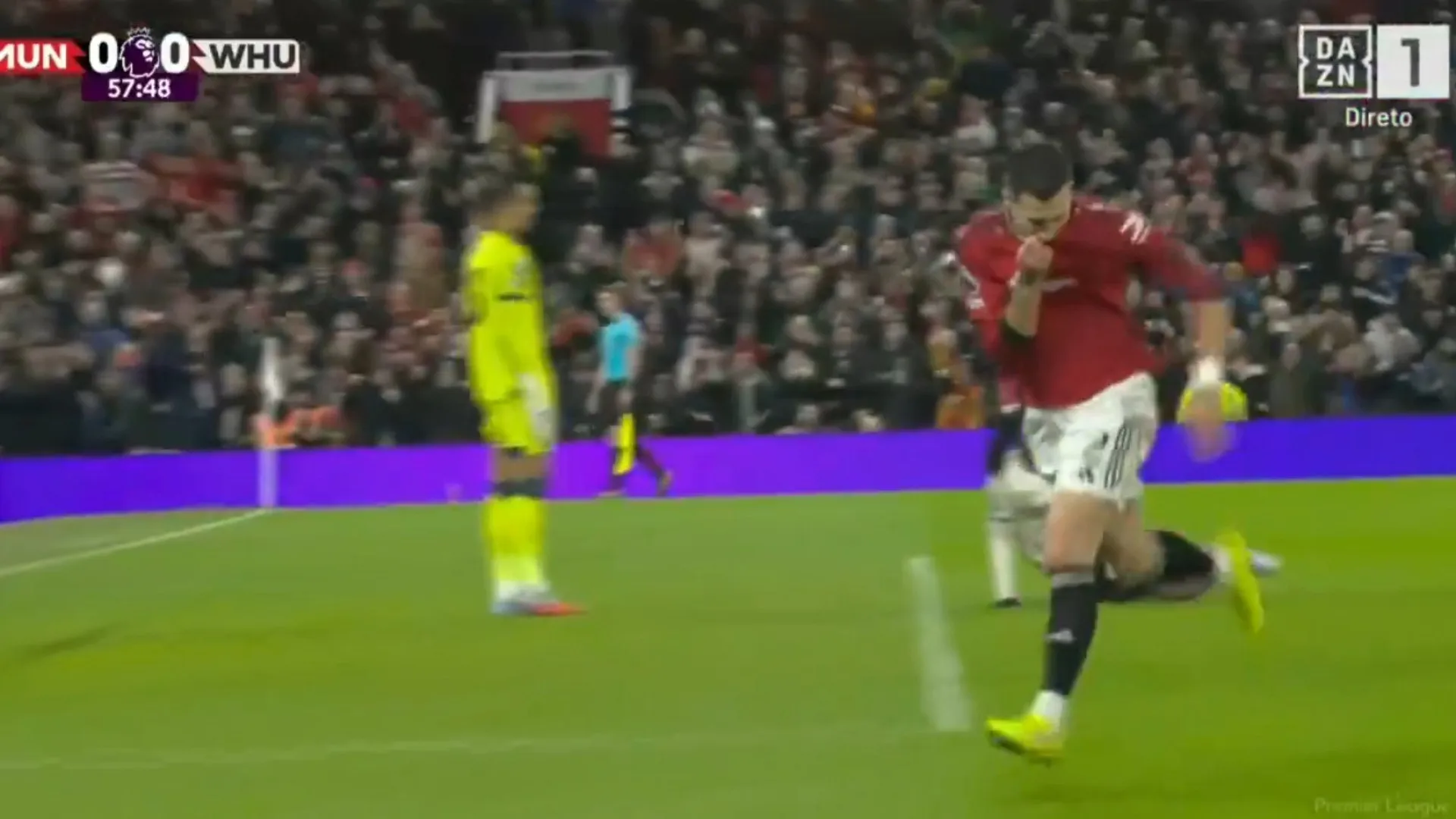 
                    Este golo (especial) de Dalot não impediu novo deslize de Ruben Amorim
                