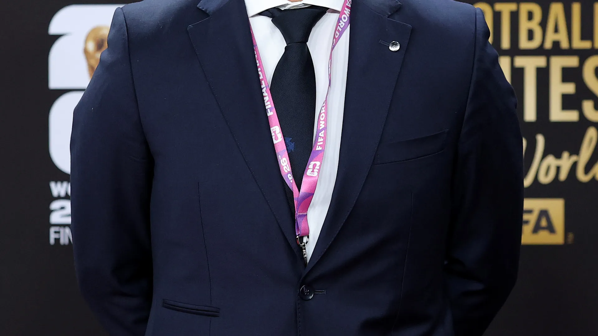 
                    Roberto Martínez aborda o Mundial e atira: 