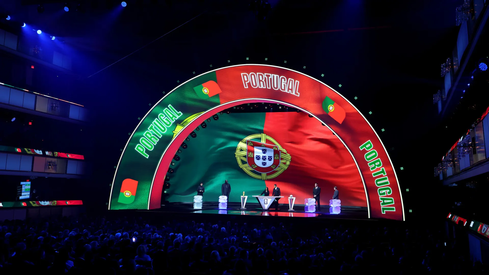 
                    EM DIRETO: Portugal conhece adversários no Mundial (e já rola o sorteio)
                