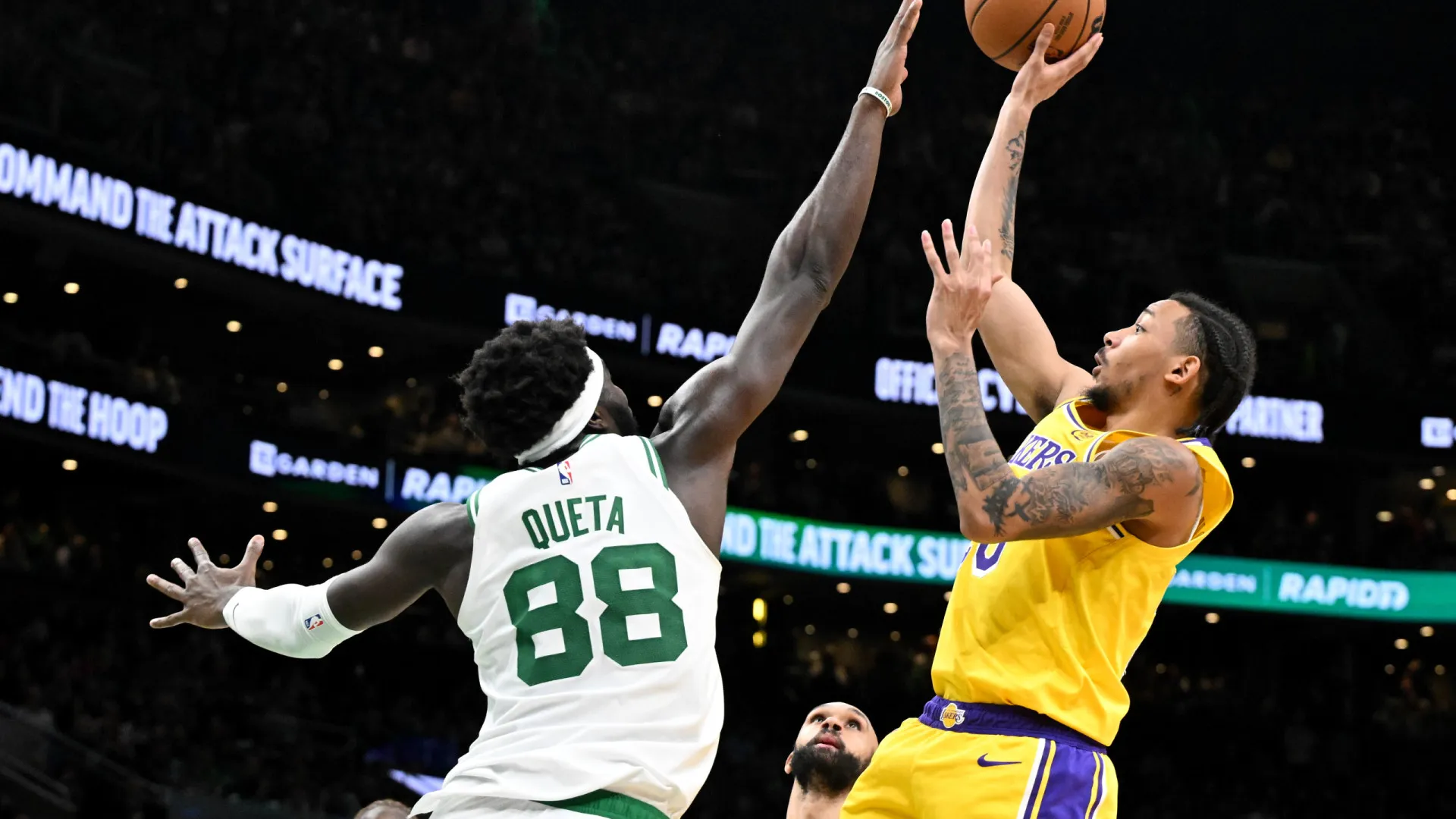 
                    Neemias Queta em destaque em nova vitória dos Boston Celtics
                