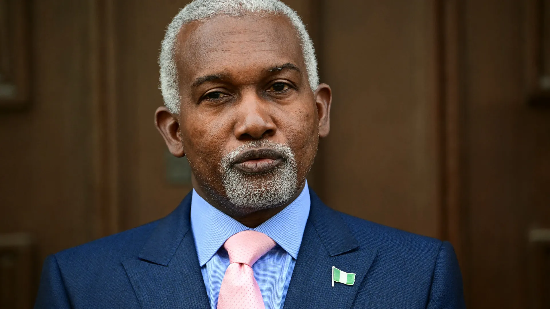 
                    Ministro nigeriano diz que declarações do governo incentivam terroristas
                