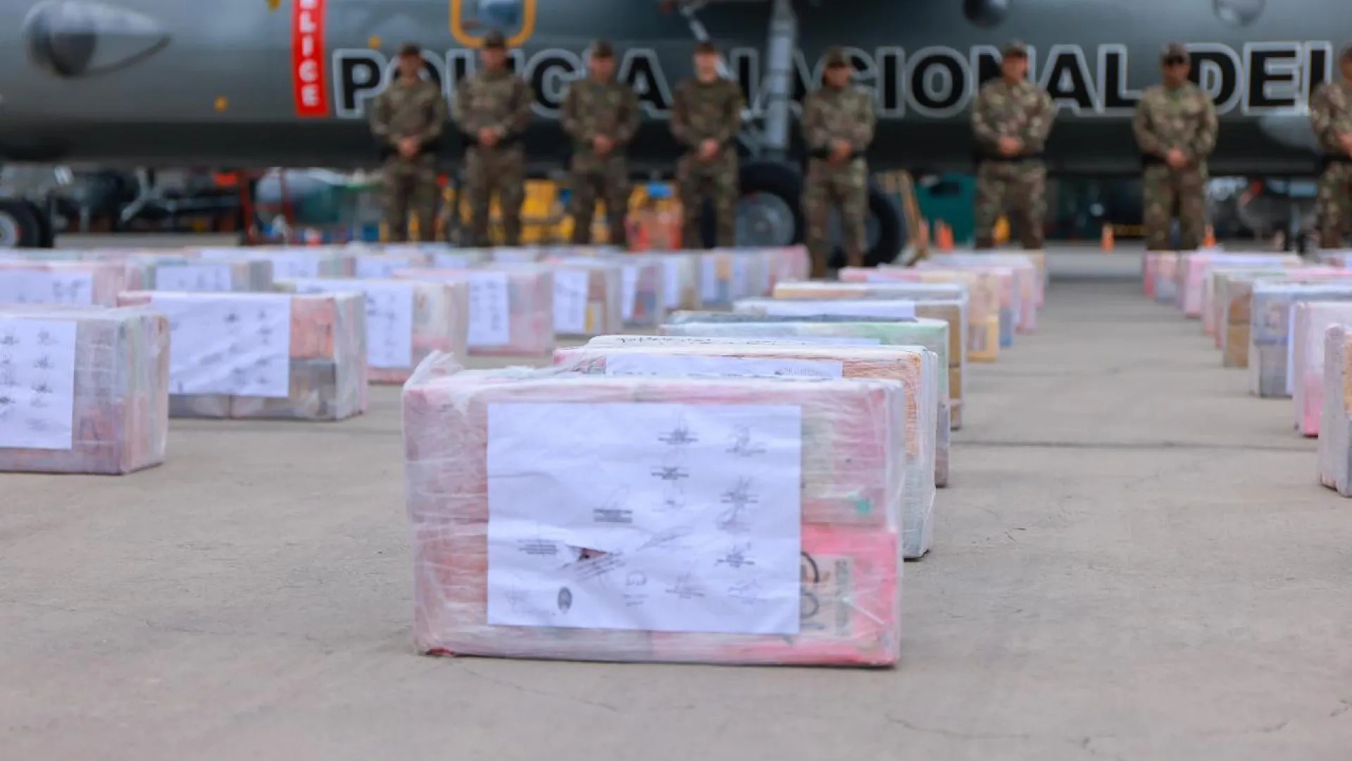 
                    Apreendidas no Peru mais de 3 toneladas de cocaína destinadas à Bélgica
                