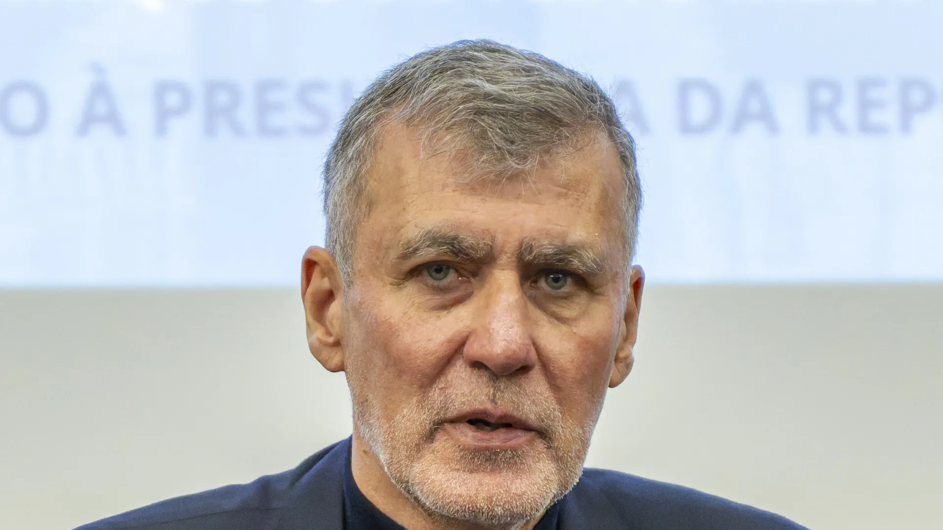 
                    Portugal? Em situação 