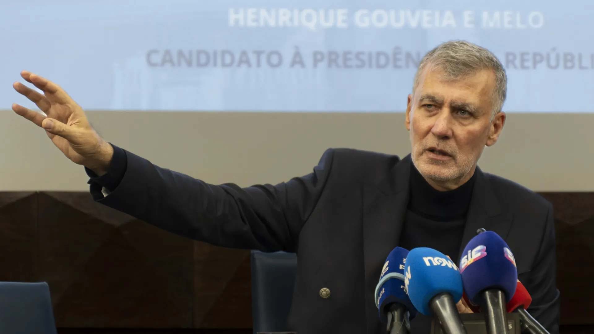 
                    Gouveia e Melo diz que futuro da Venezuela está na mão do próprio povo
                