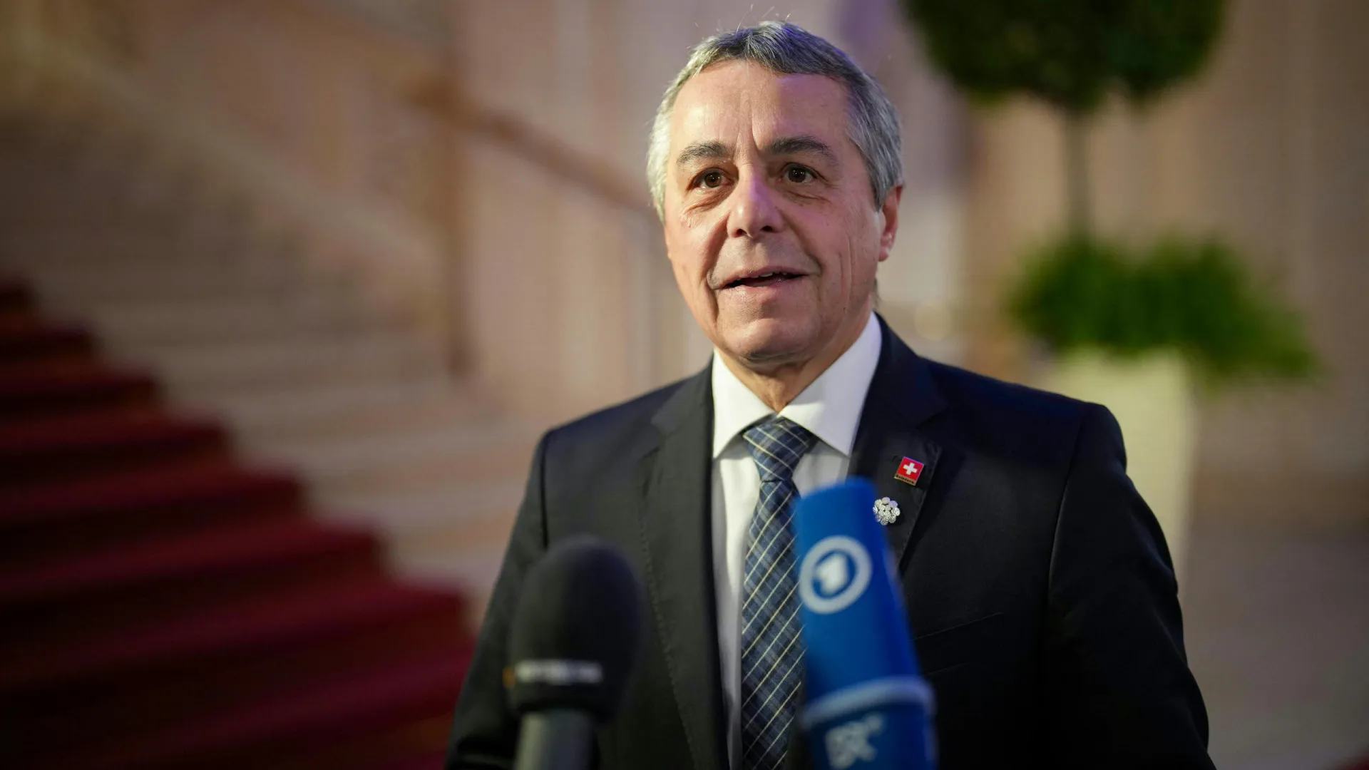 
                    Ucrânia? Suíça defende que 