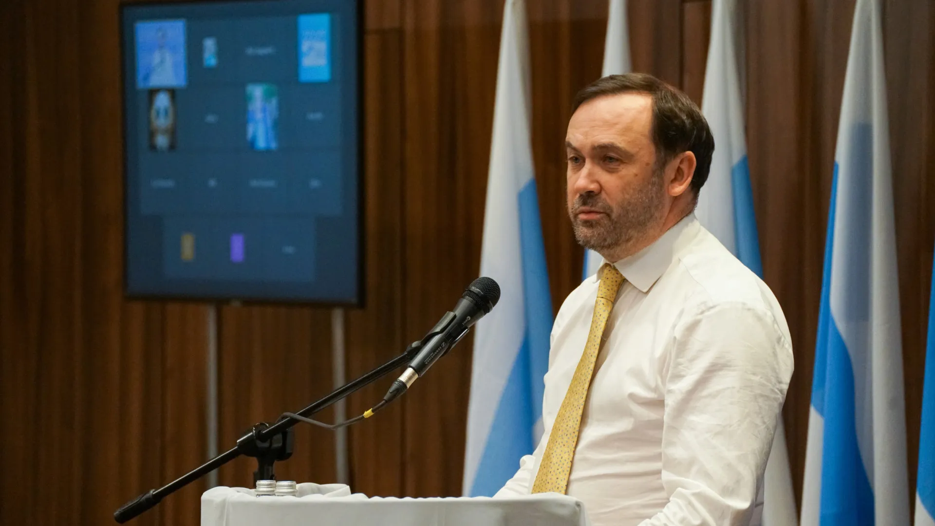 
                    Rússia declara como terrorista organização fundada por opositor
                