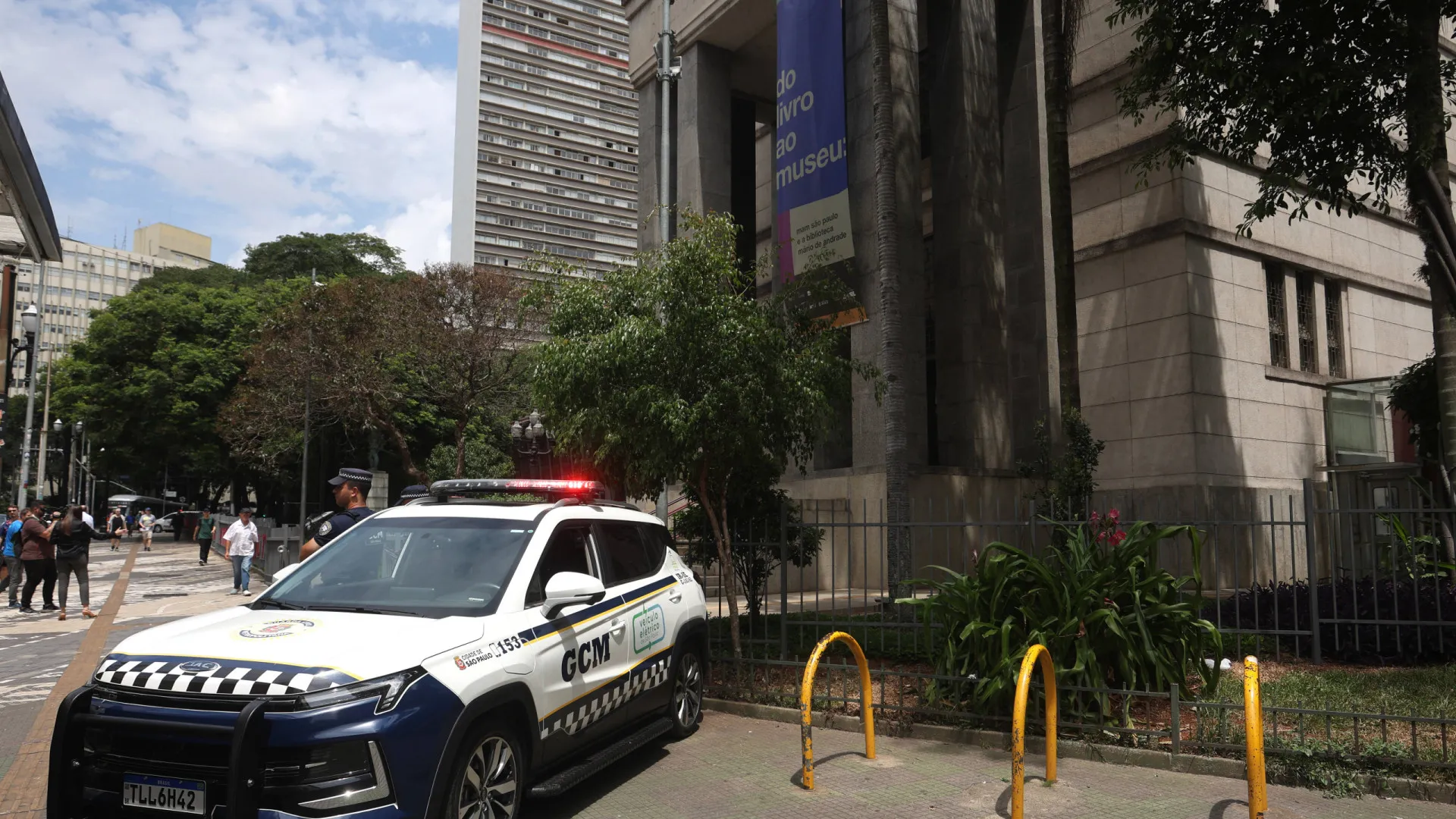 
                    Detido um suspeito do roubo de obras de Matisse e Portinari no Brasil
                