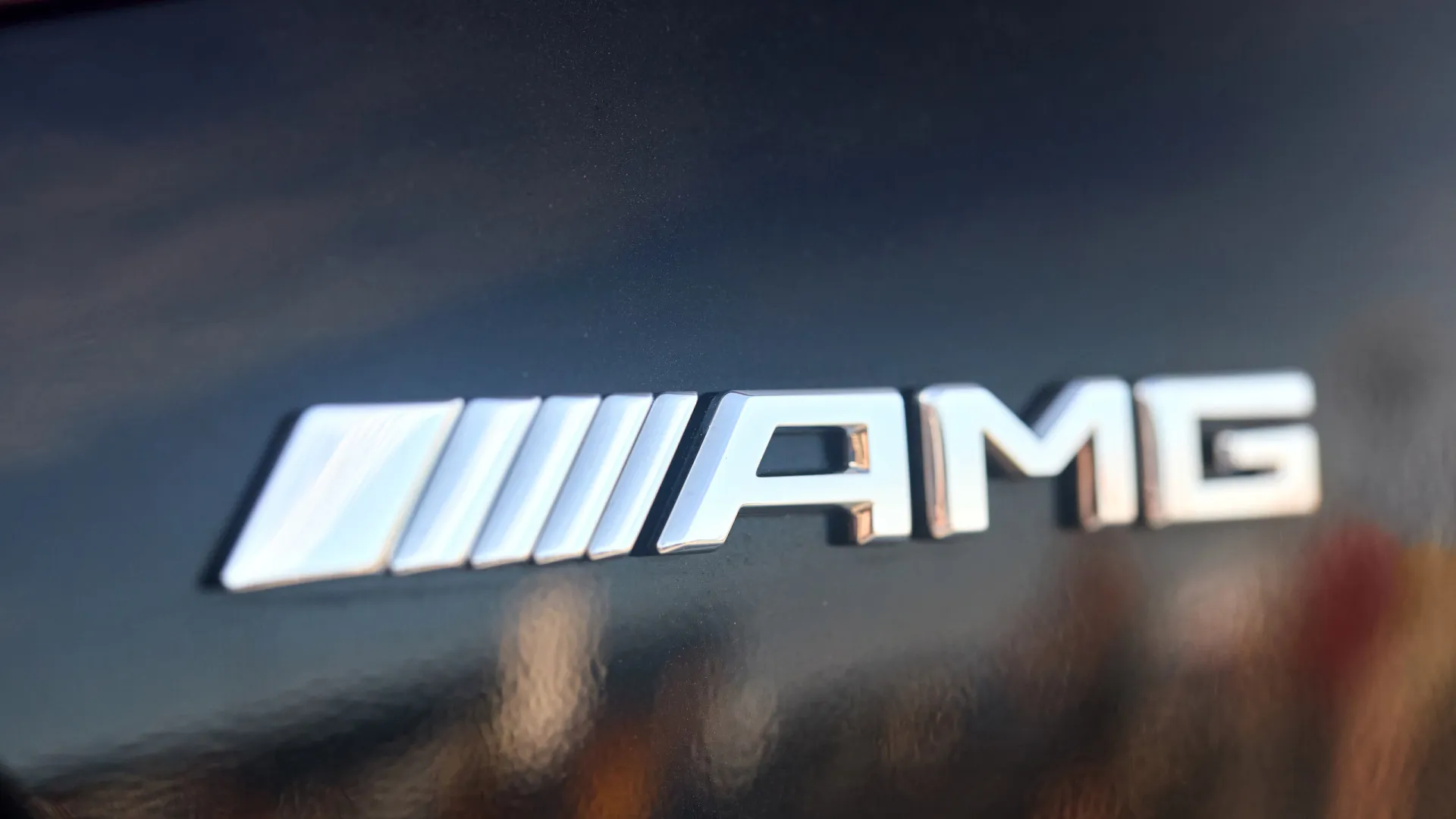 
                    Novo CEO da Mercedes-AMG vem da Porsche
                