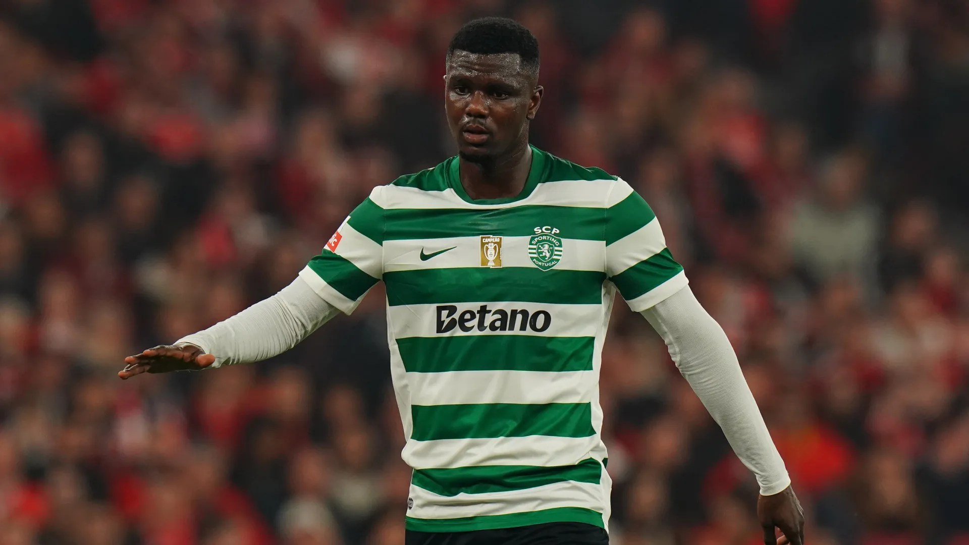 
                    Ramadão afeta os três grandes. Os riscos e desafios a ter em conta 
                