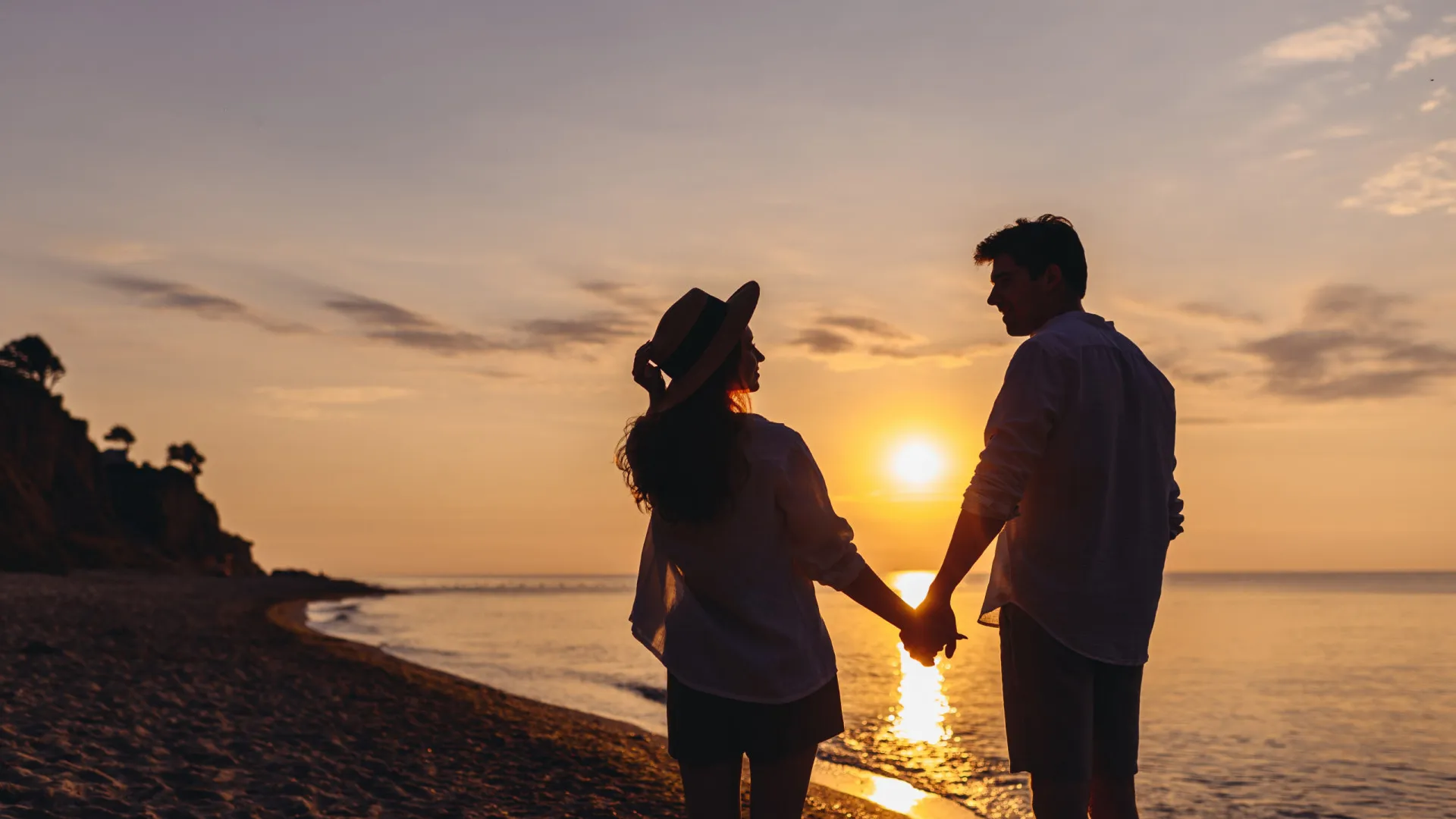 
                    Três signos que vão encontrar a sua alma gémea ainda antes de 2026
                