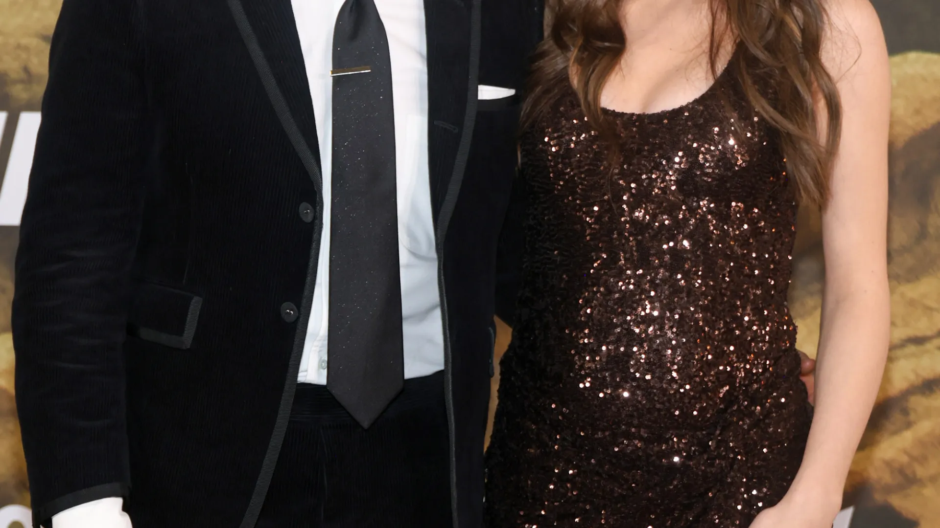 
                    Justin Theroux e a mulher Nicole Brydon Bloom vão ser pais pela 1.ª vez
                