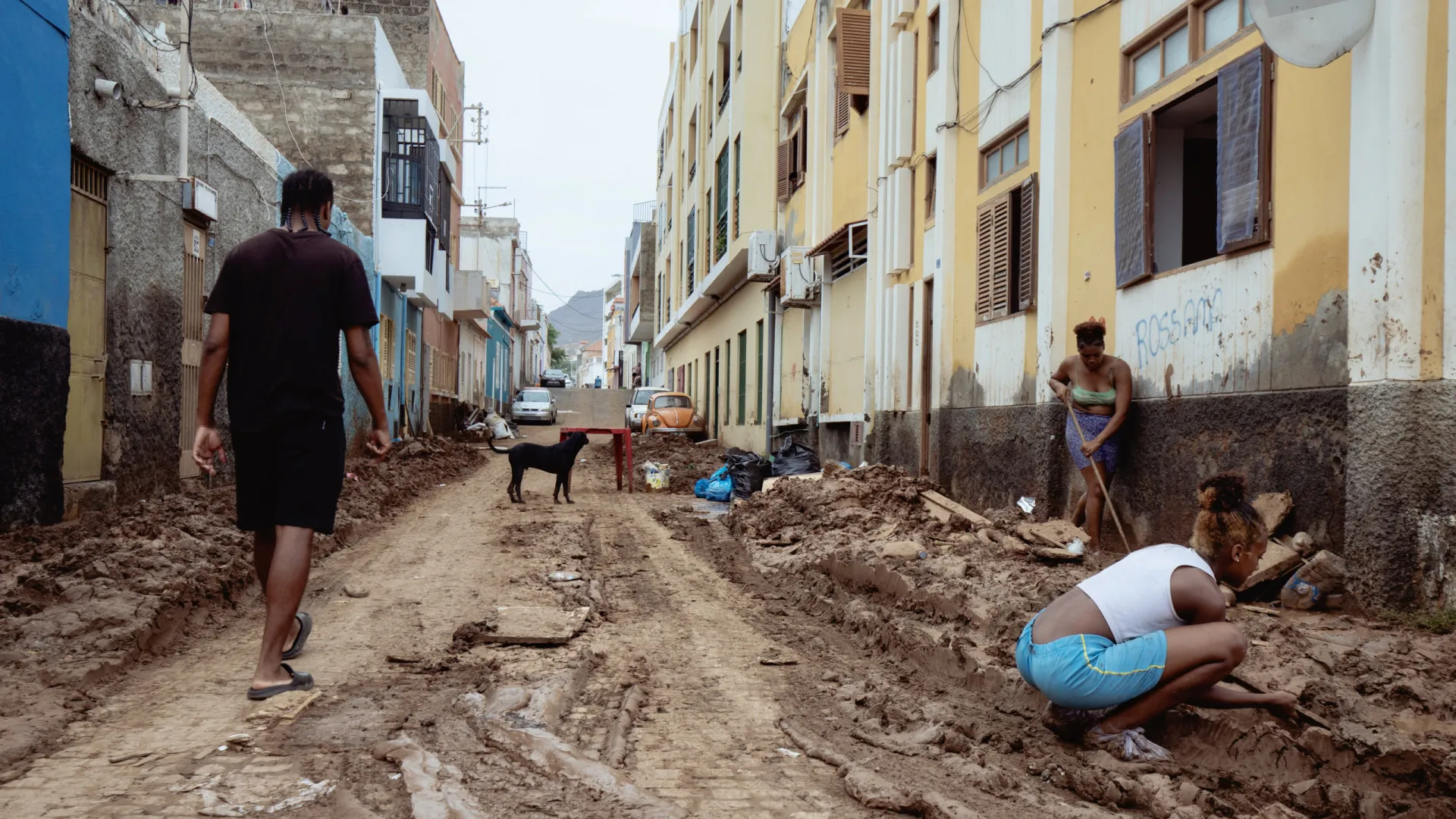 
                    Cabo Verde marcado pela glória do futebol e pela tragédia do mau tempo
                