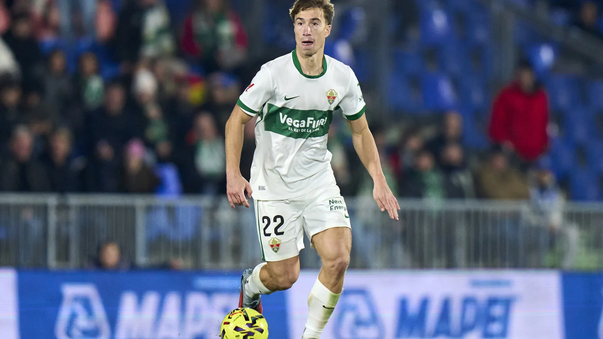 
                    Amorim abre livro de cheques e prepara proposta por colega de André Silva
                