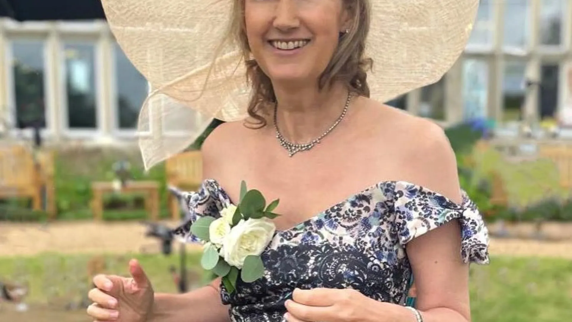 
                    Morreu Sophie Kinsella aos 55 anos. Escreveu a saga 